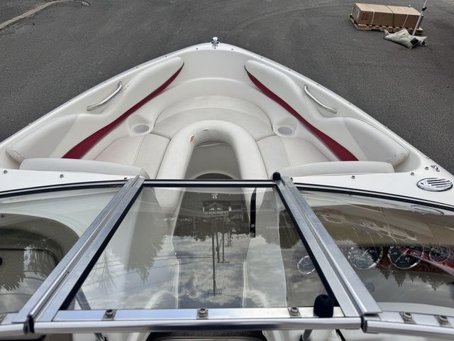 2004 Larson SEI 180 BOWRIDER 135HP W/Trailer - 9
