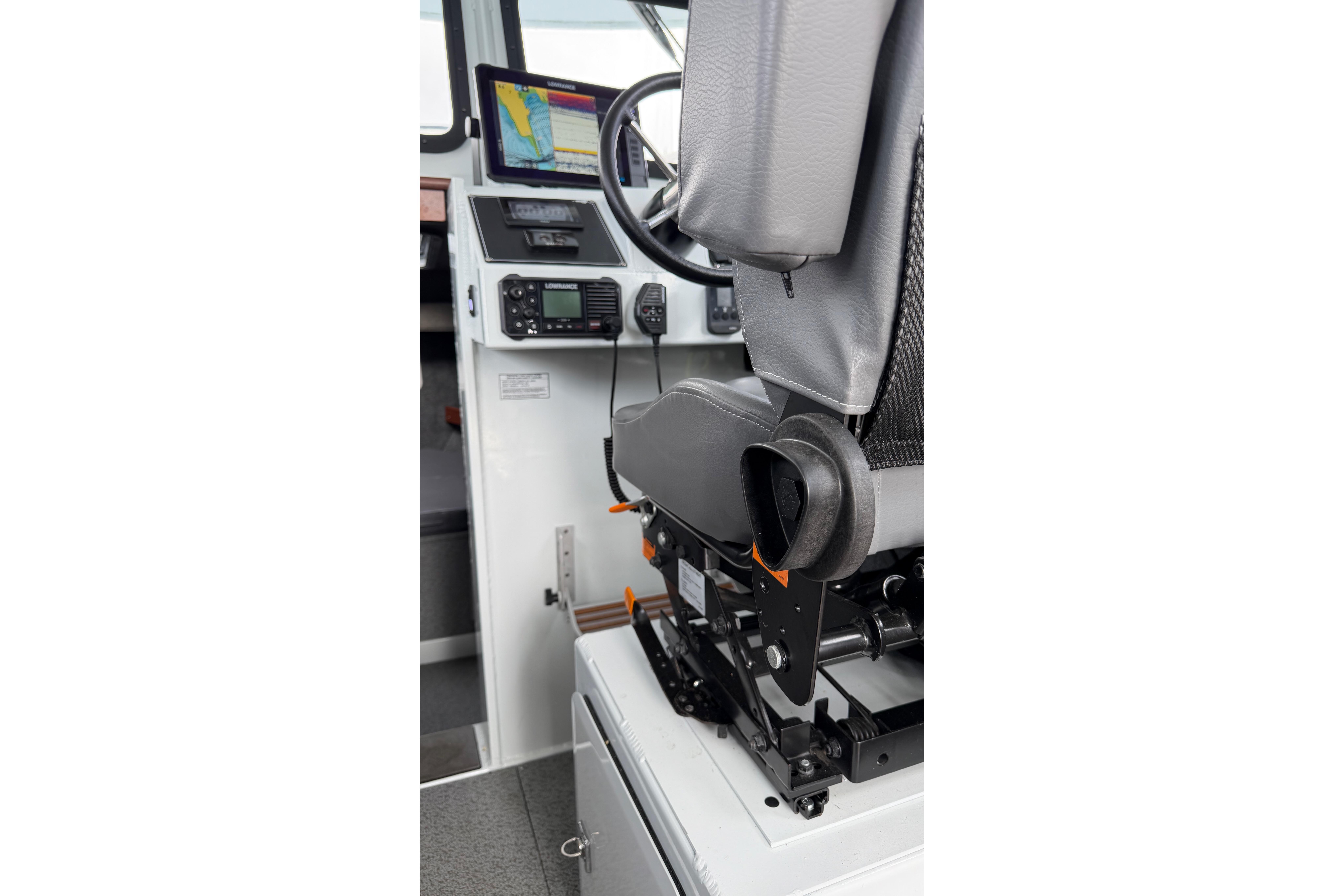 Captains Chair with Shock Absorbing feature