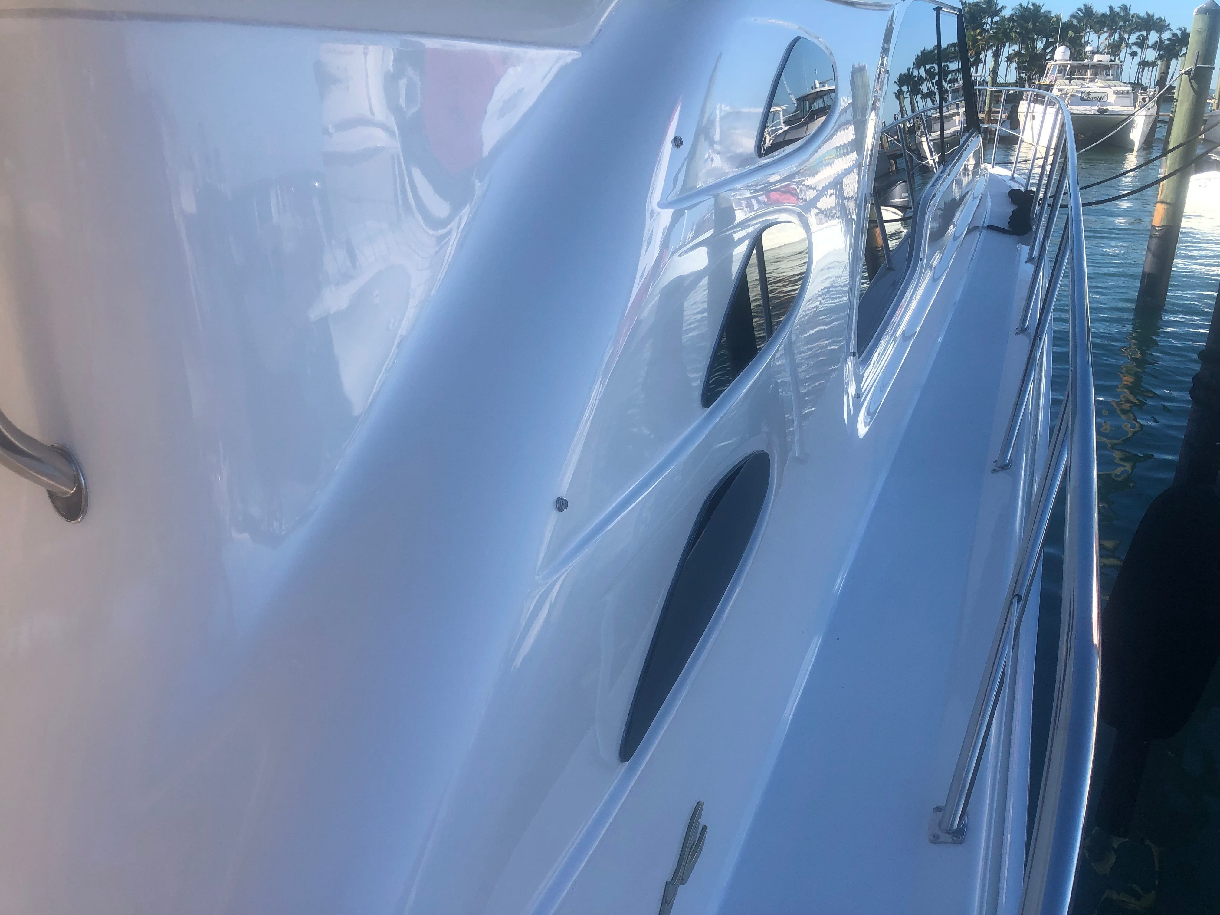 2000 Sea Ray 560 Sedan Bridge - 15