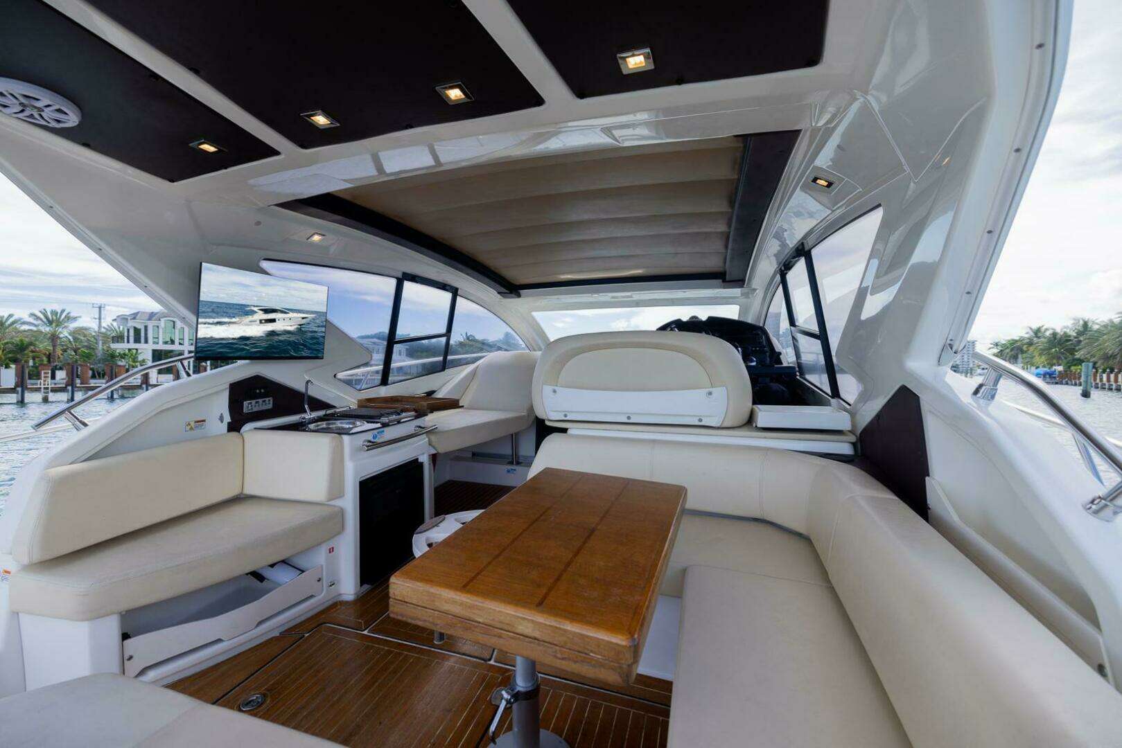 2014 Cranchi M 44 HT - Image 6