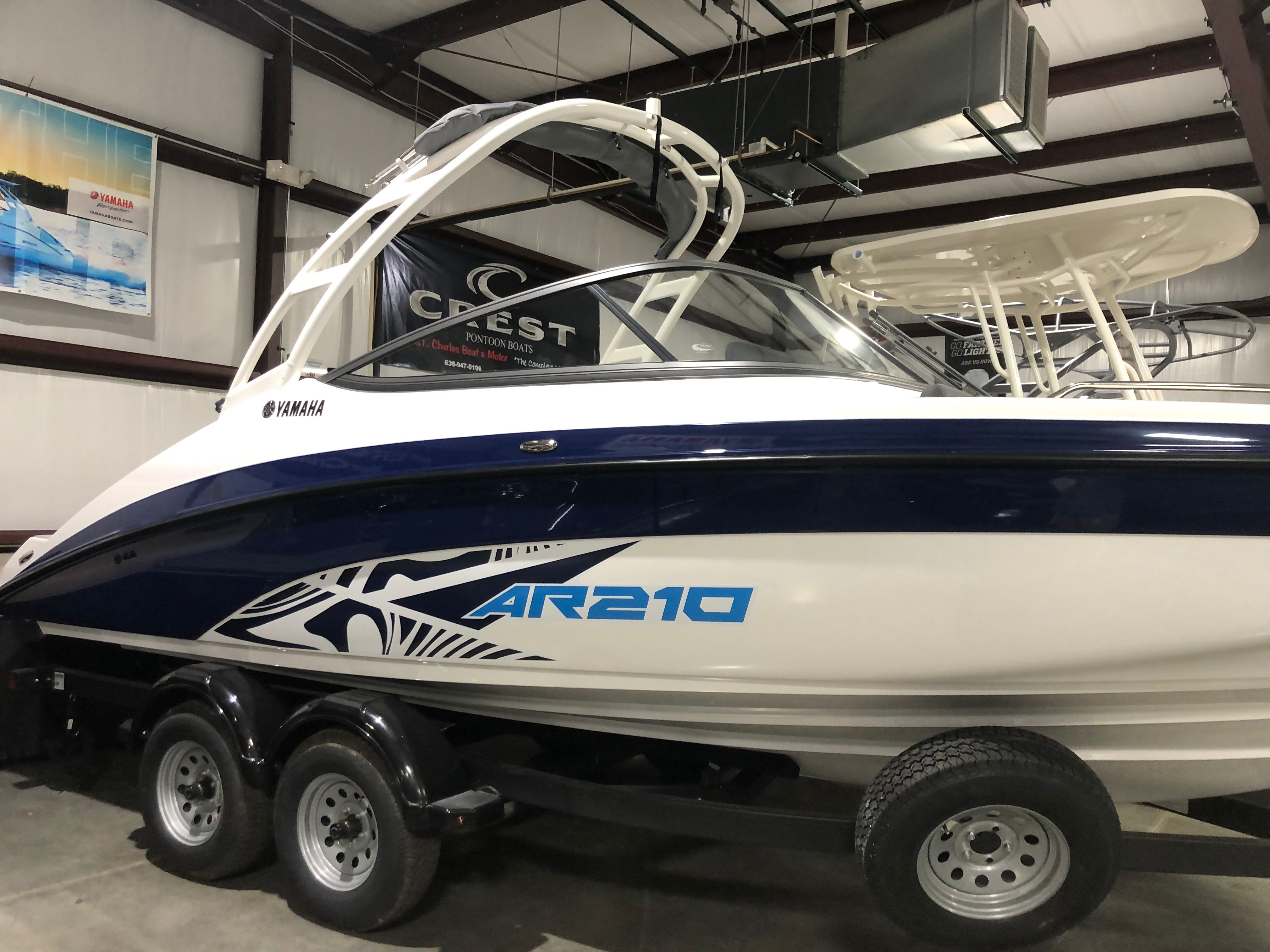 2022 Yamaha Boats AR210