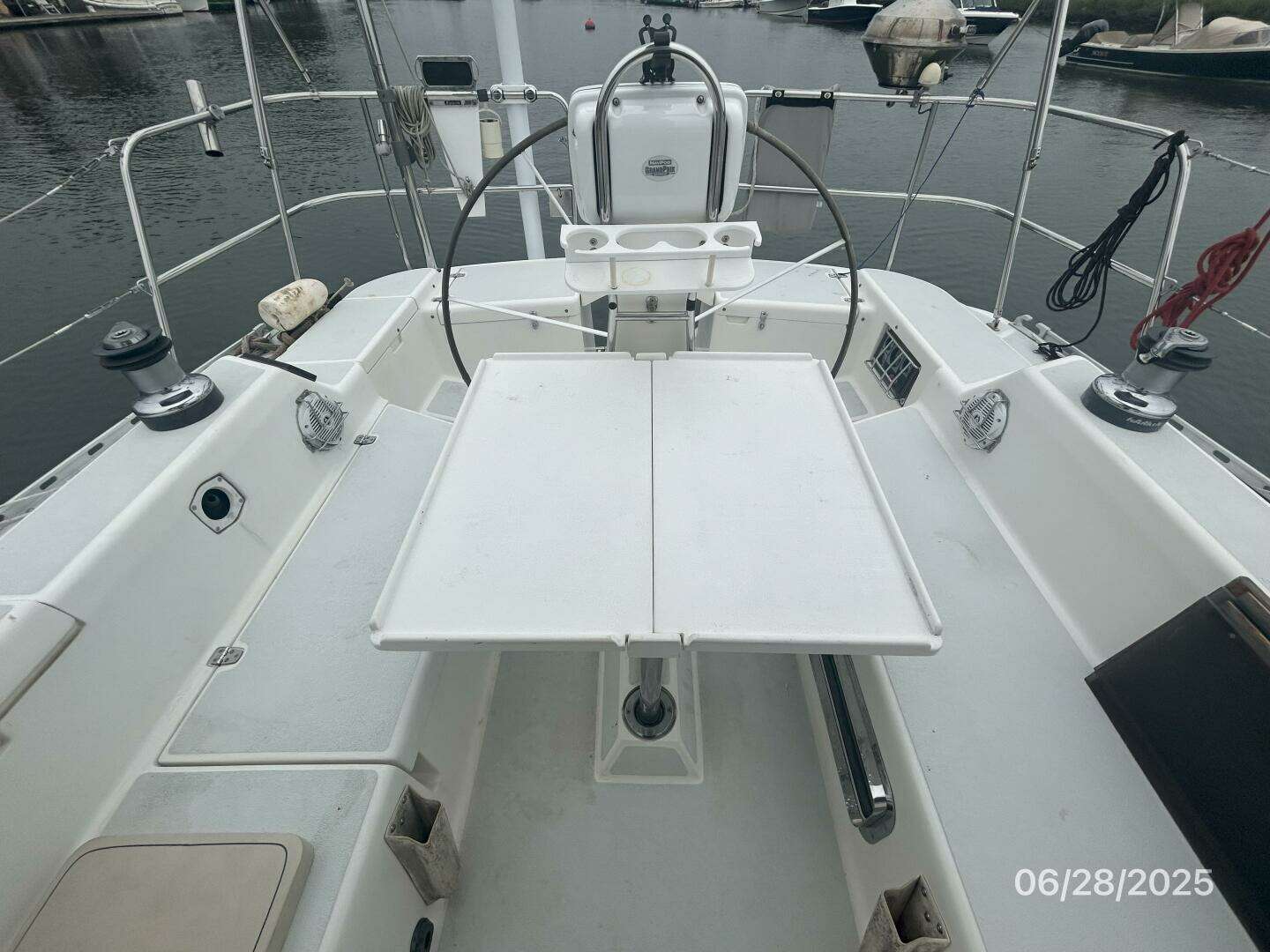 1995 Freedom 40/40 - Image 36