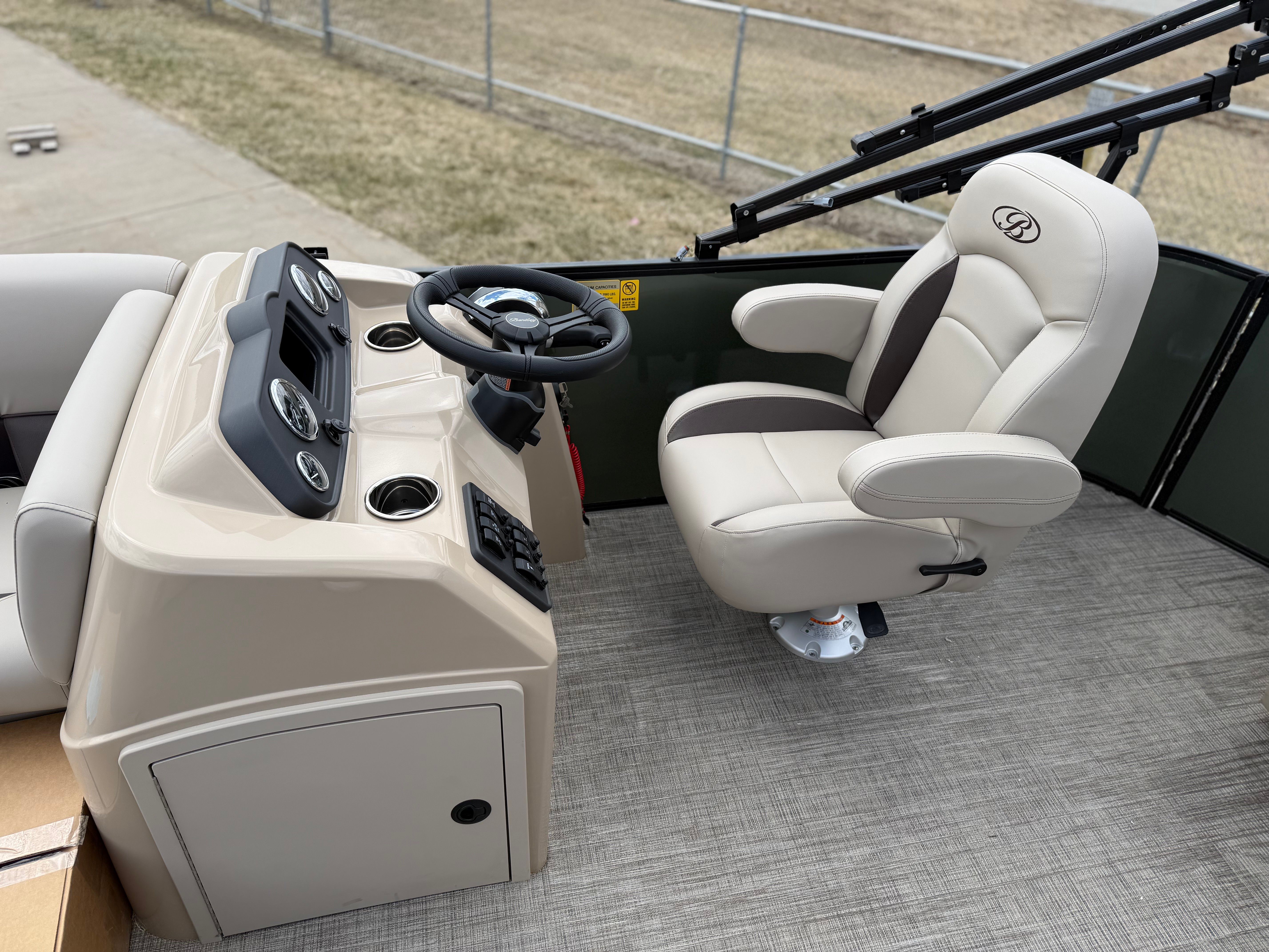 2026 Bentley Pontoons LE 160 CR - 9