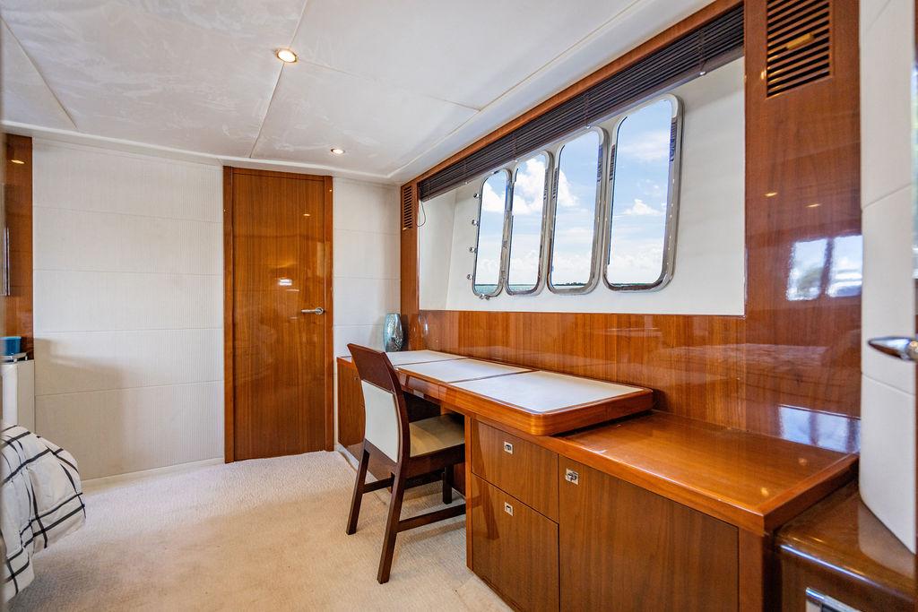 2010 Princess V78 - 90