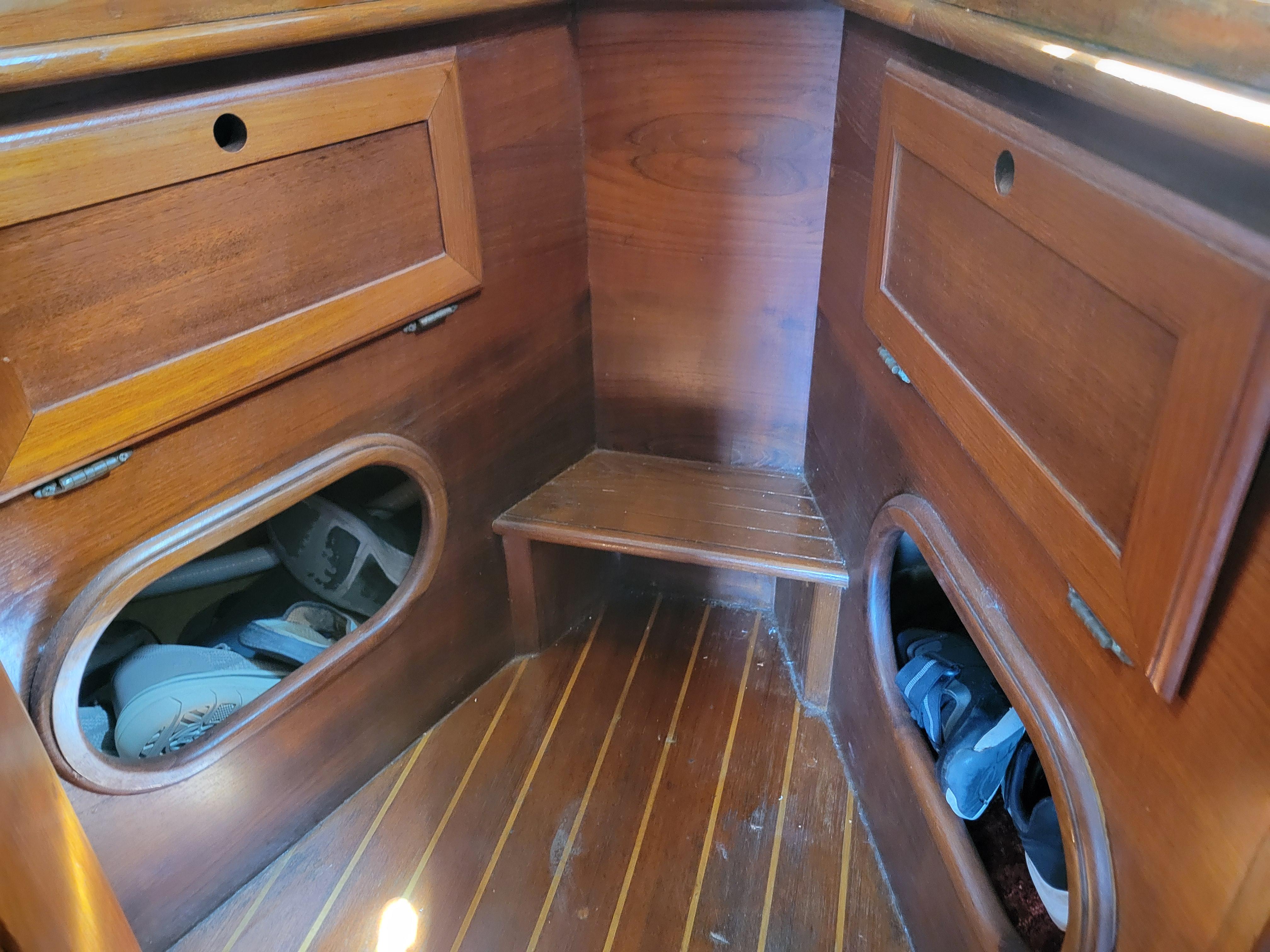 1989 Cape Dory MS300 - 35