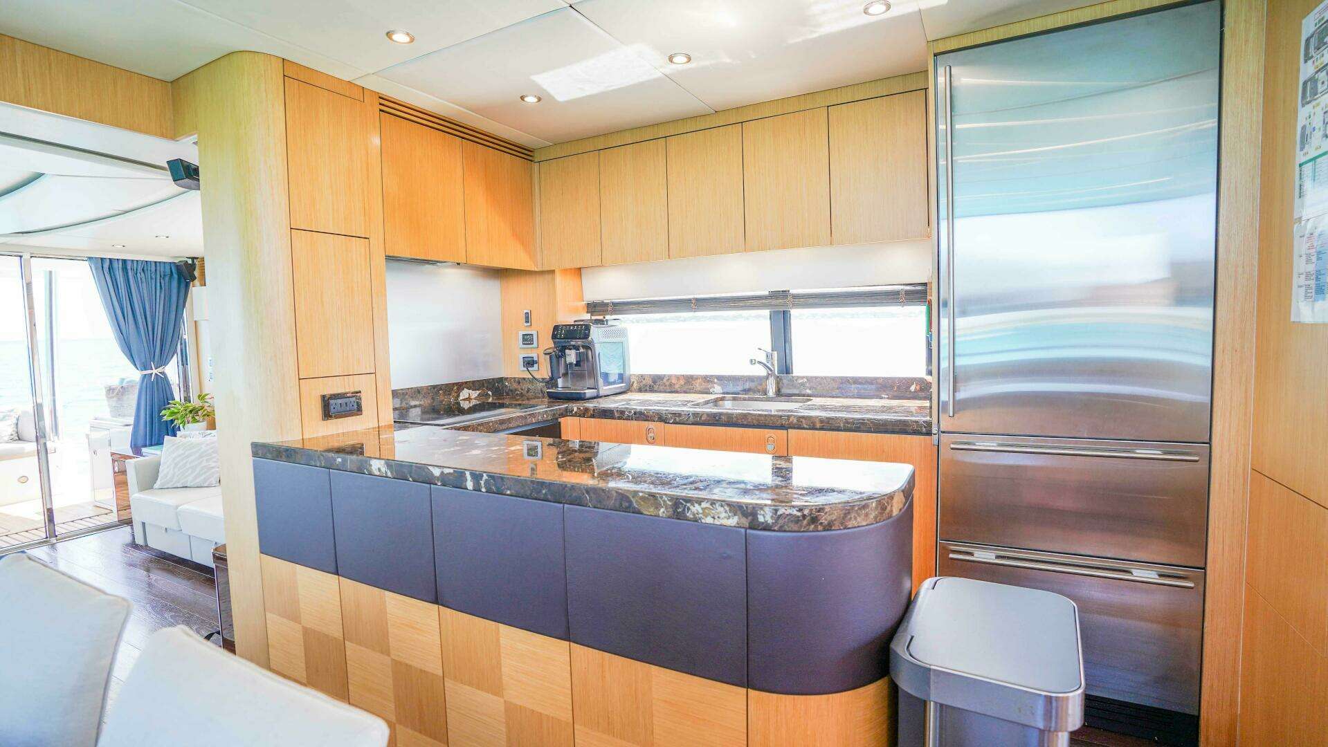 2016 Sunseeker 75 Yacht - Image 29