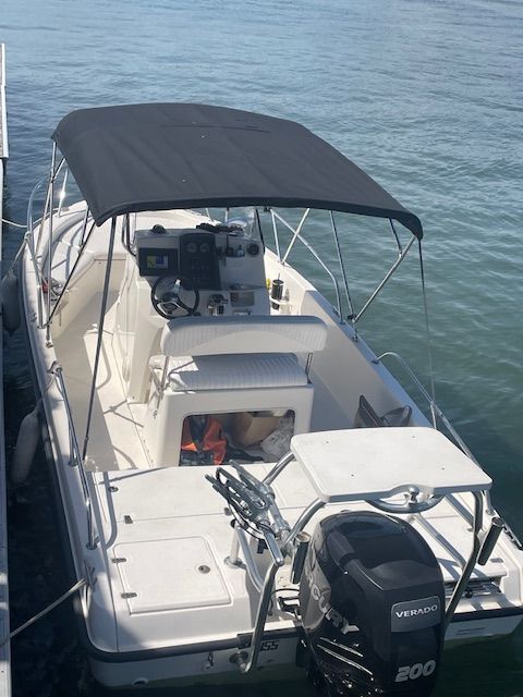 2008 Boston Whaler 200 - 2