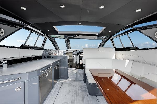 2023 Cruisers Yachts 42 GLS OB - 2