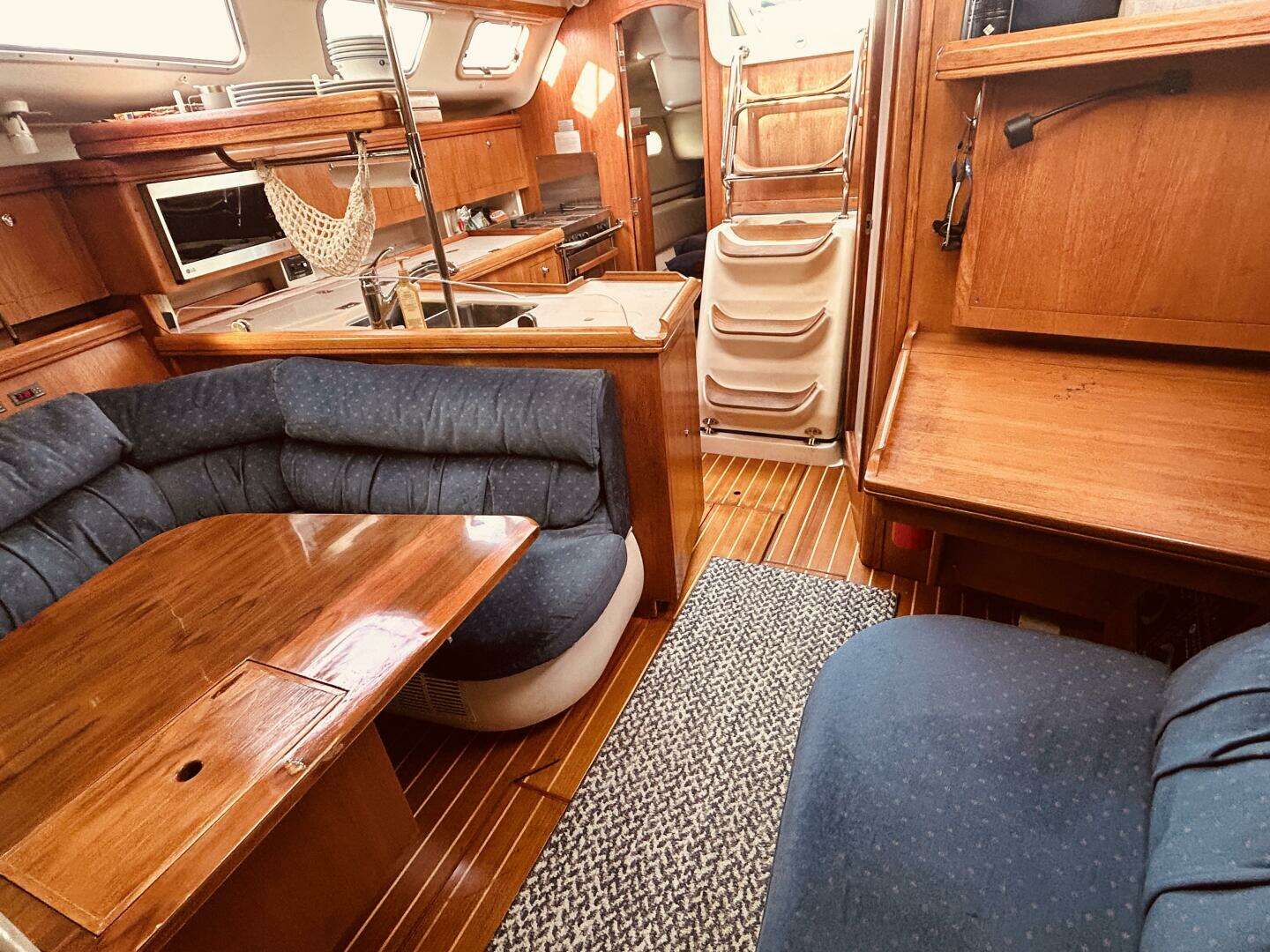 2003 Hunter 386 - Image 24