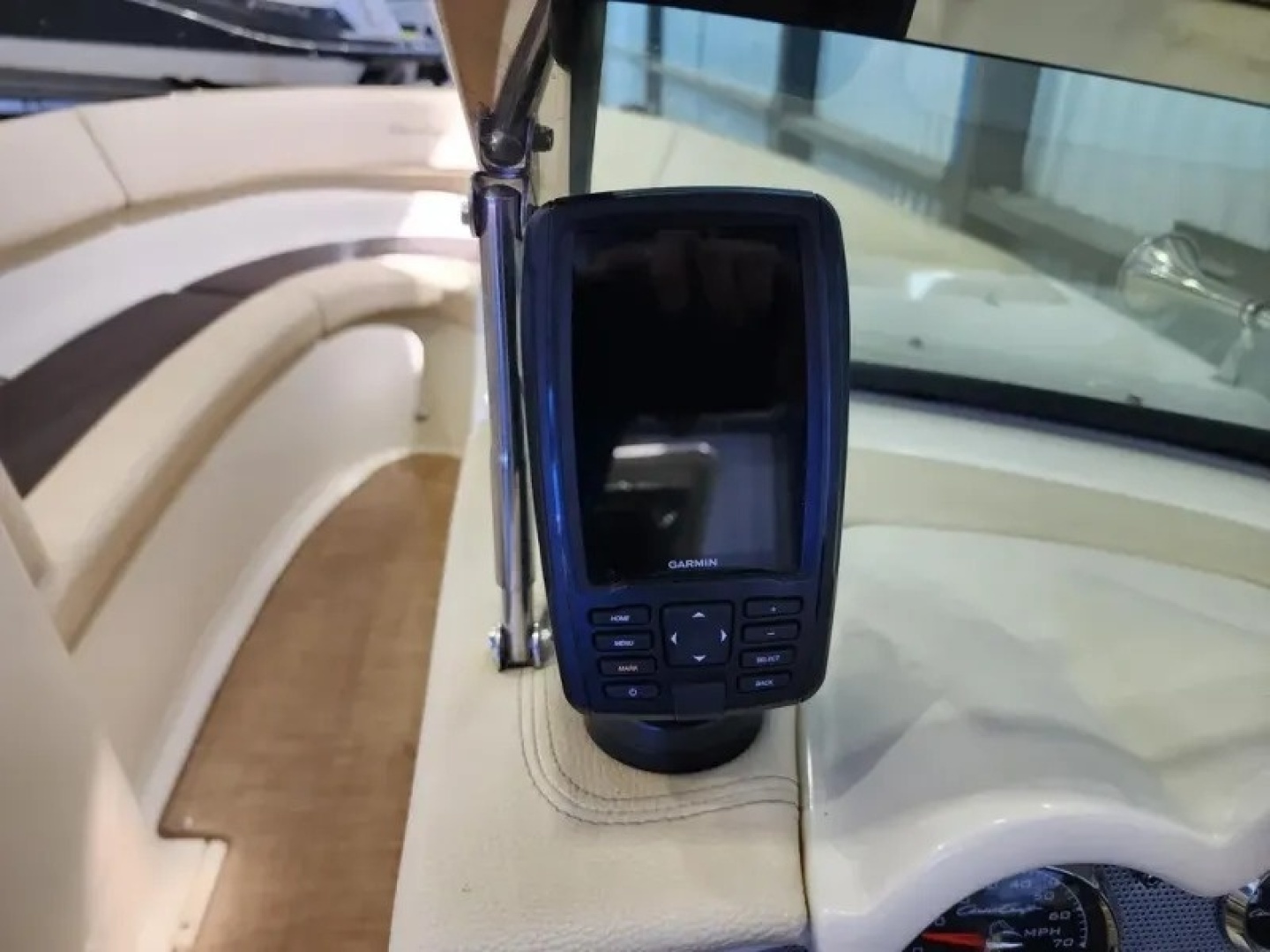 2018 Chris-Craft Launch 23 - Image 47