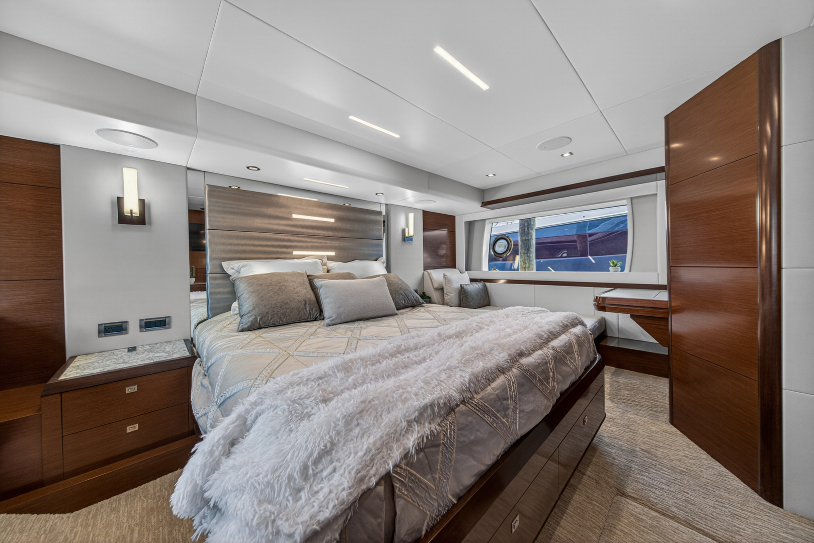 2021 Ocean Alexander 70E - Image 59