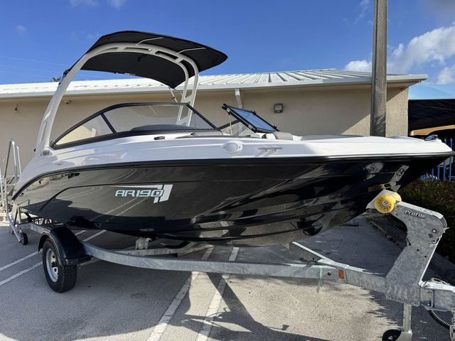 2025 Yamaha Boats AR190 - 2