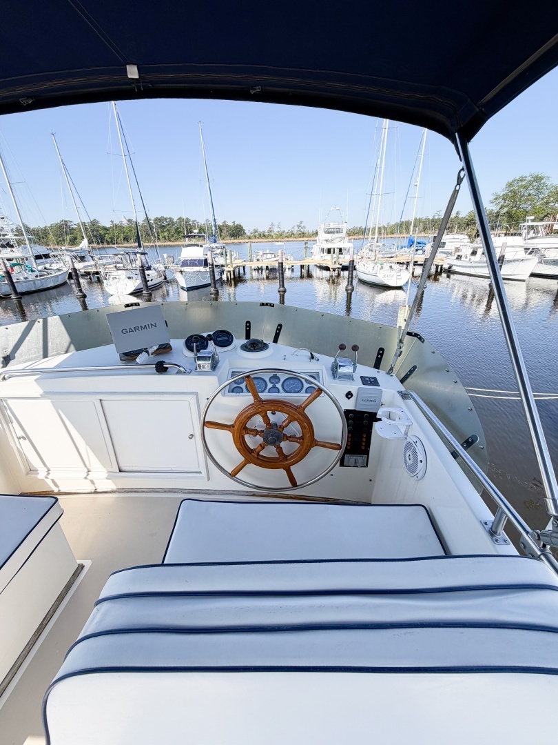 1991 Grand Banks 36 - Image 19