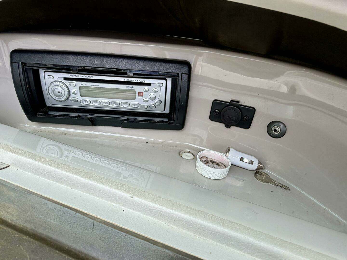 2007 Maxum 2200 SR3 - Image 41