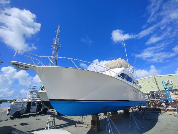 2002 Ocean Yachts Super Sport - 18