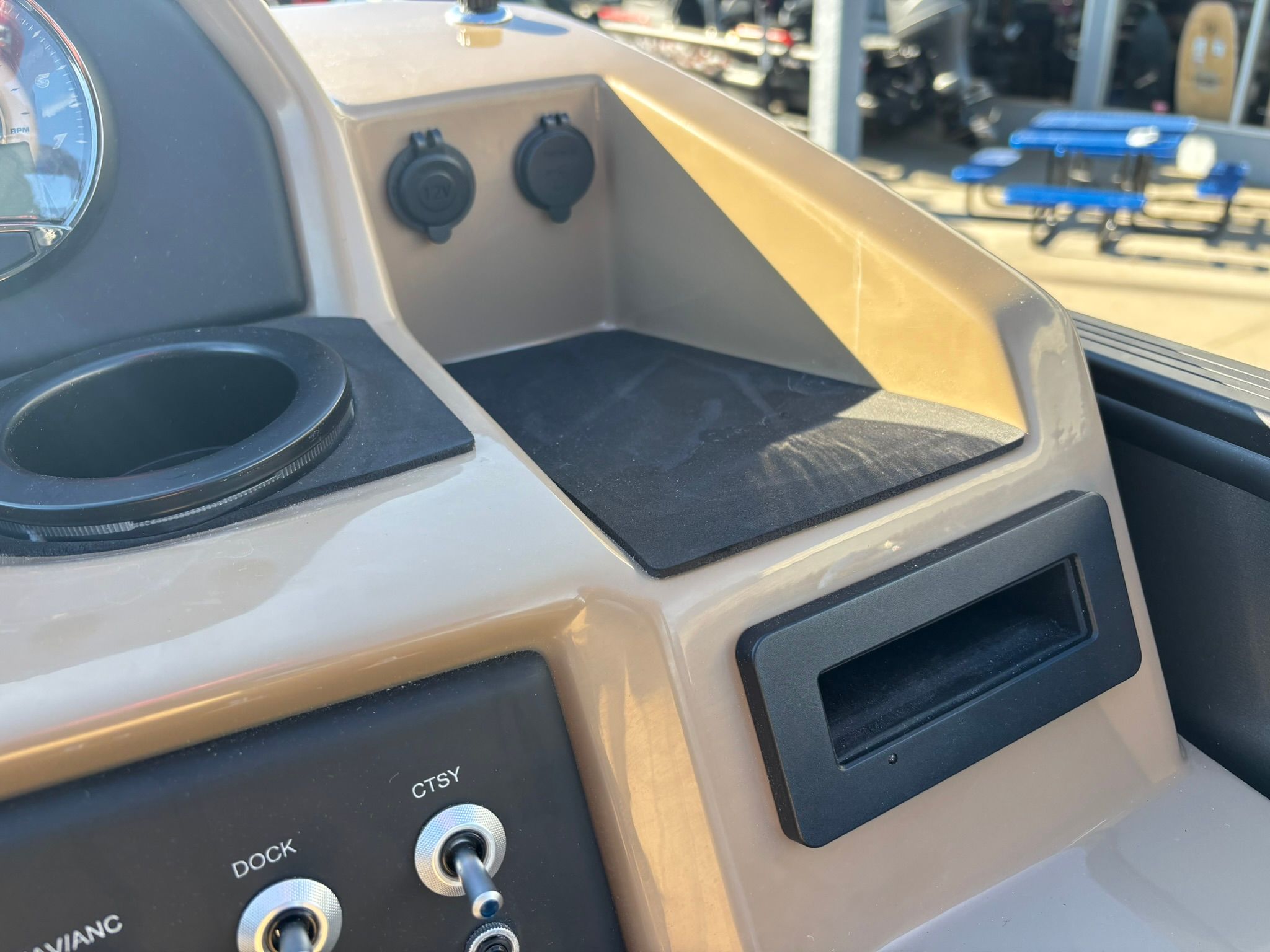2026 Evotti 521 QL - 32