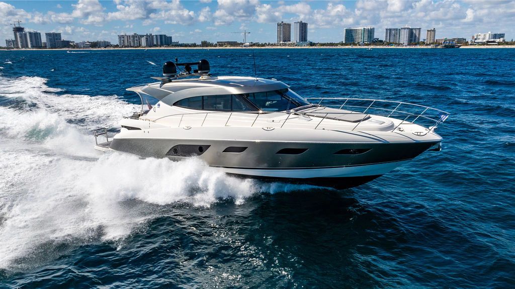 2022 Riviera 6000 Sport Yacht Platinum Edition