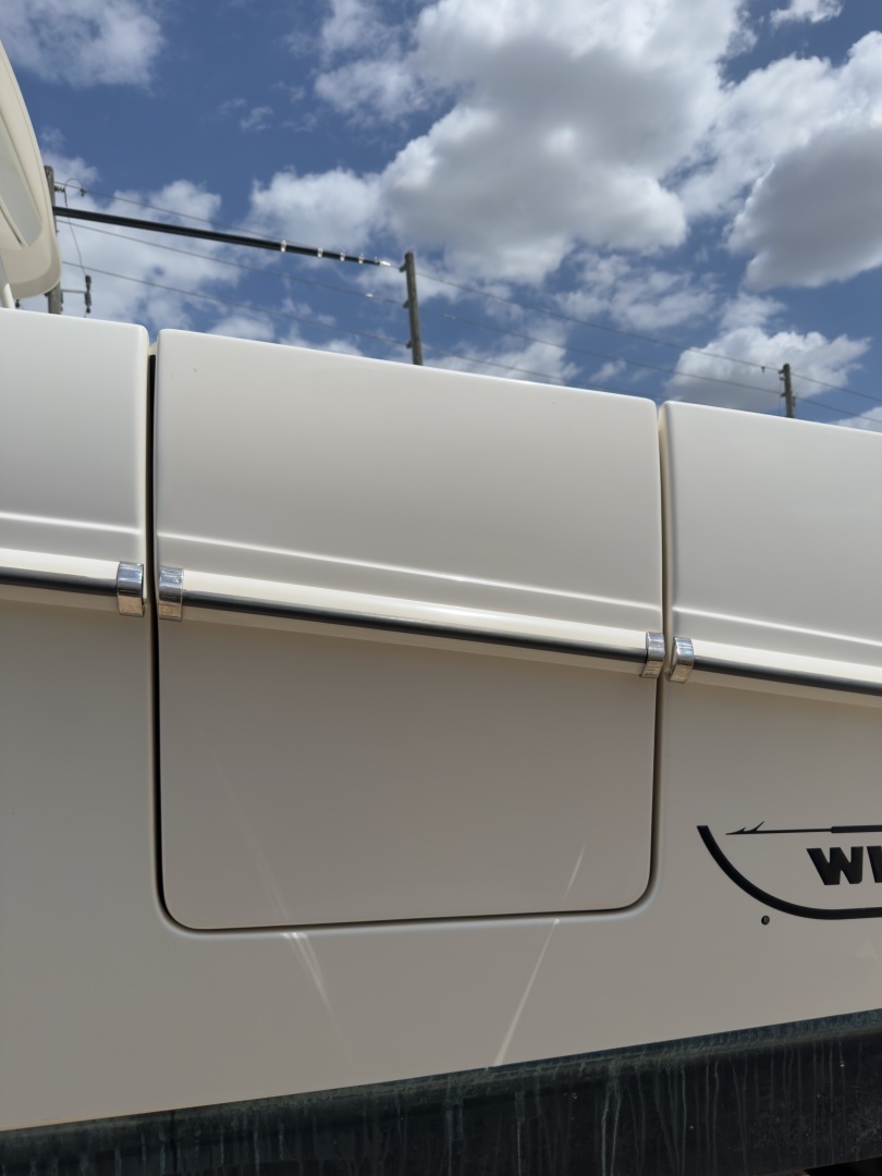 2016 Boston Whaler 350 Outrage - Image 64