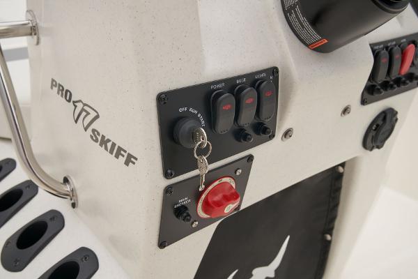 2026 Mako Pro Skiff 17 CC - 28