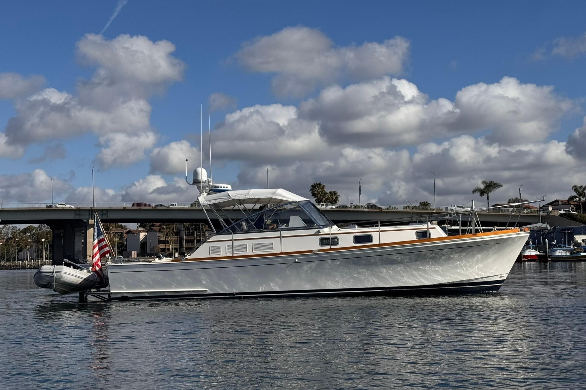 1999 Grand Banks 38 Eastbay EX