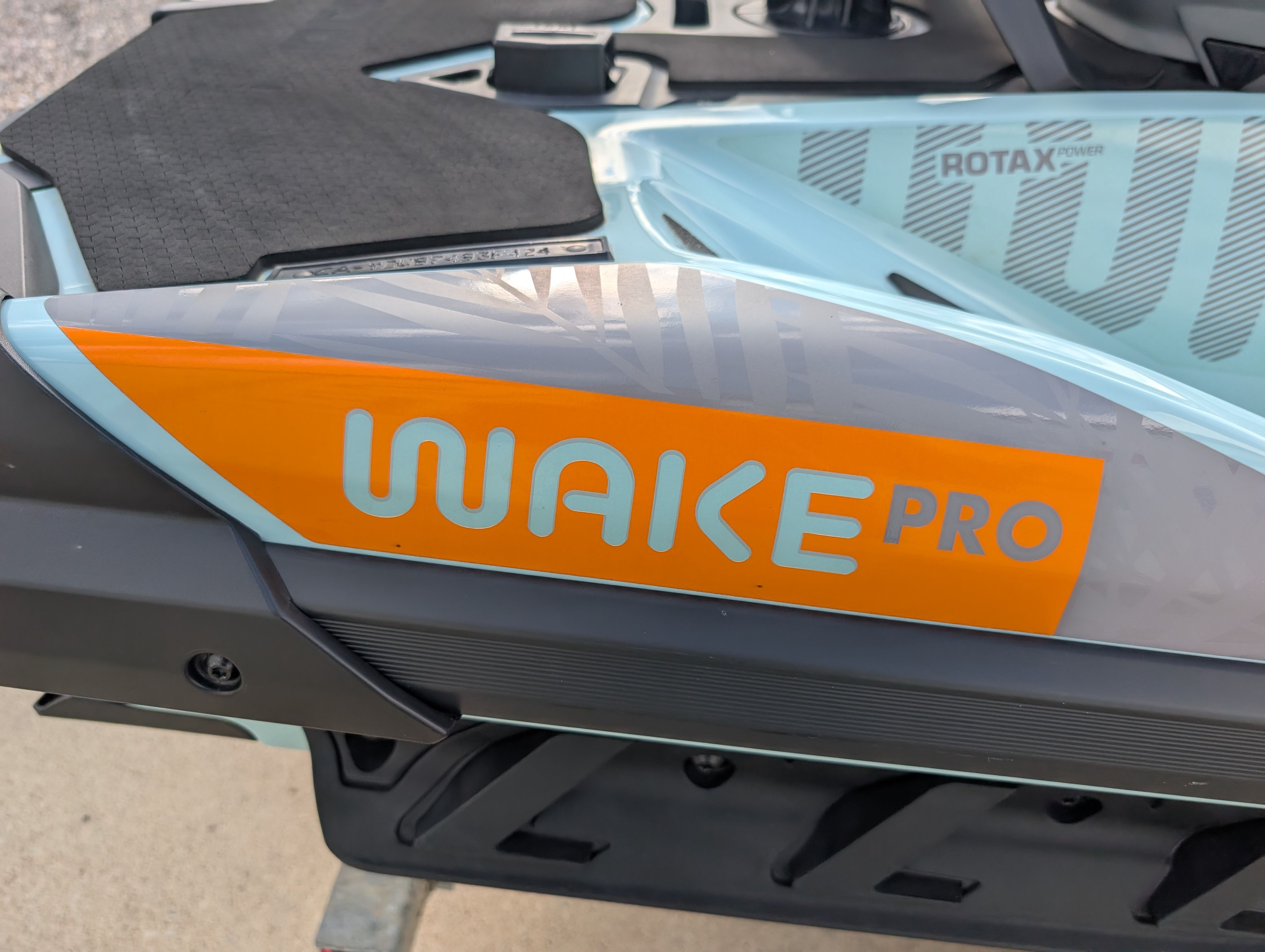 2024 SEA-DOO WAKE PRO 230 - Image 7