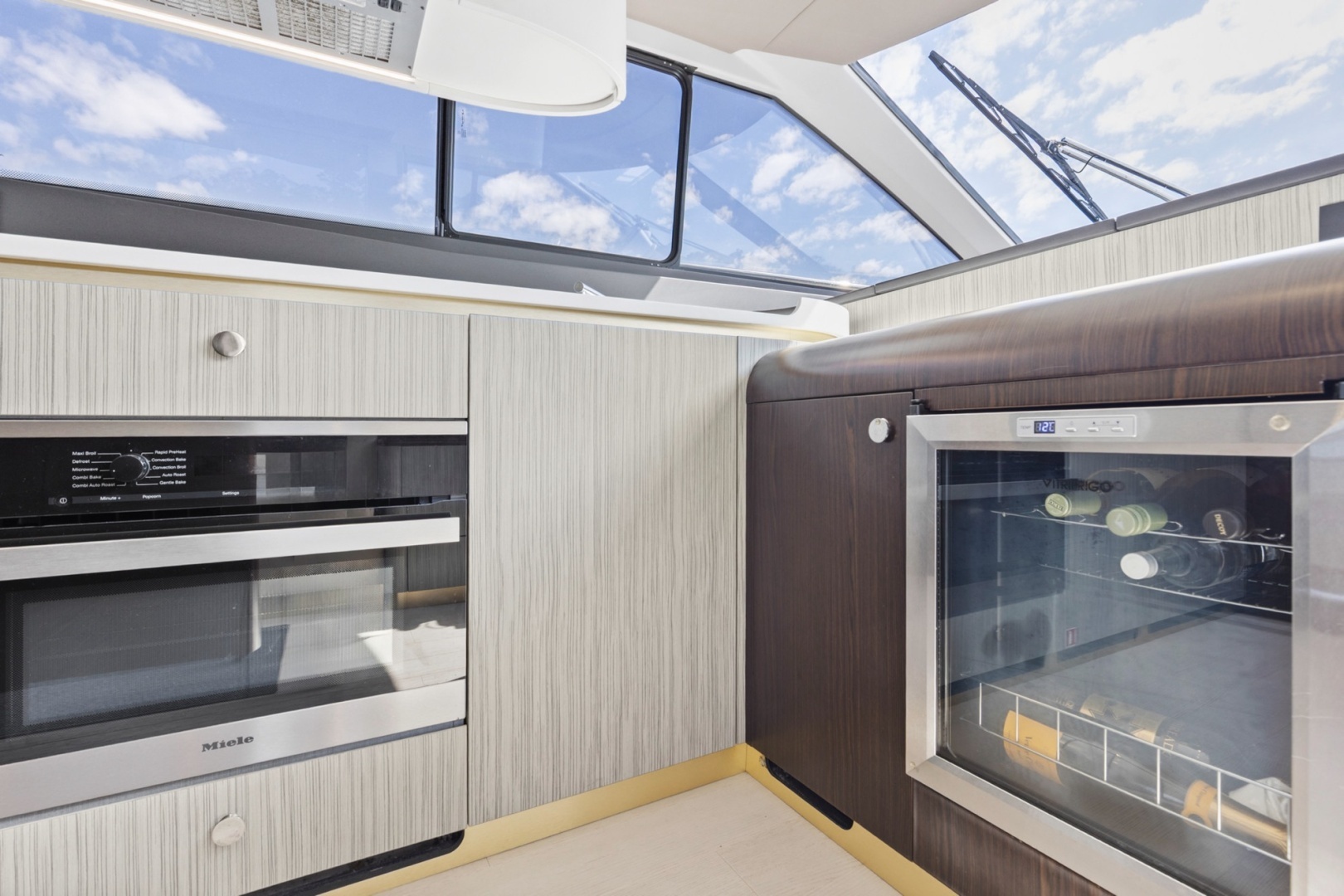 2019 Azimut 60 FLY - Image 47
