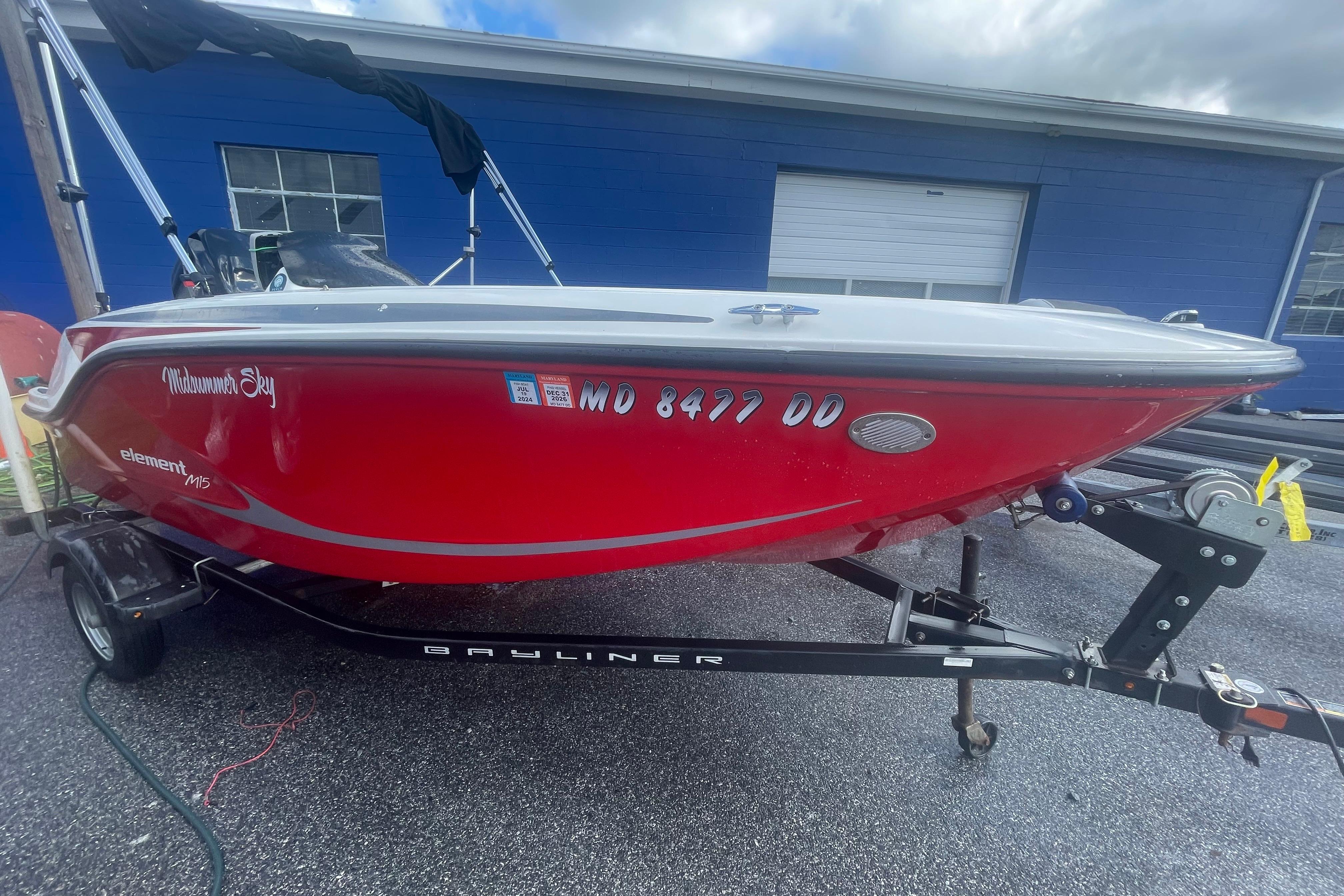 2022 Bayliner Element M15