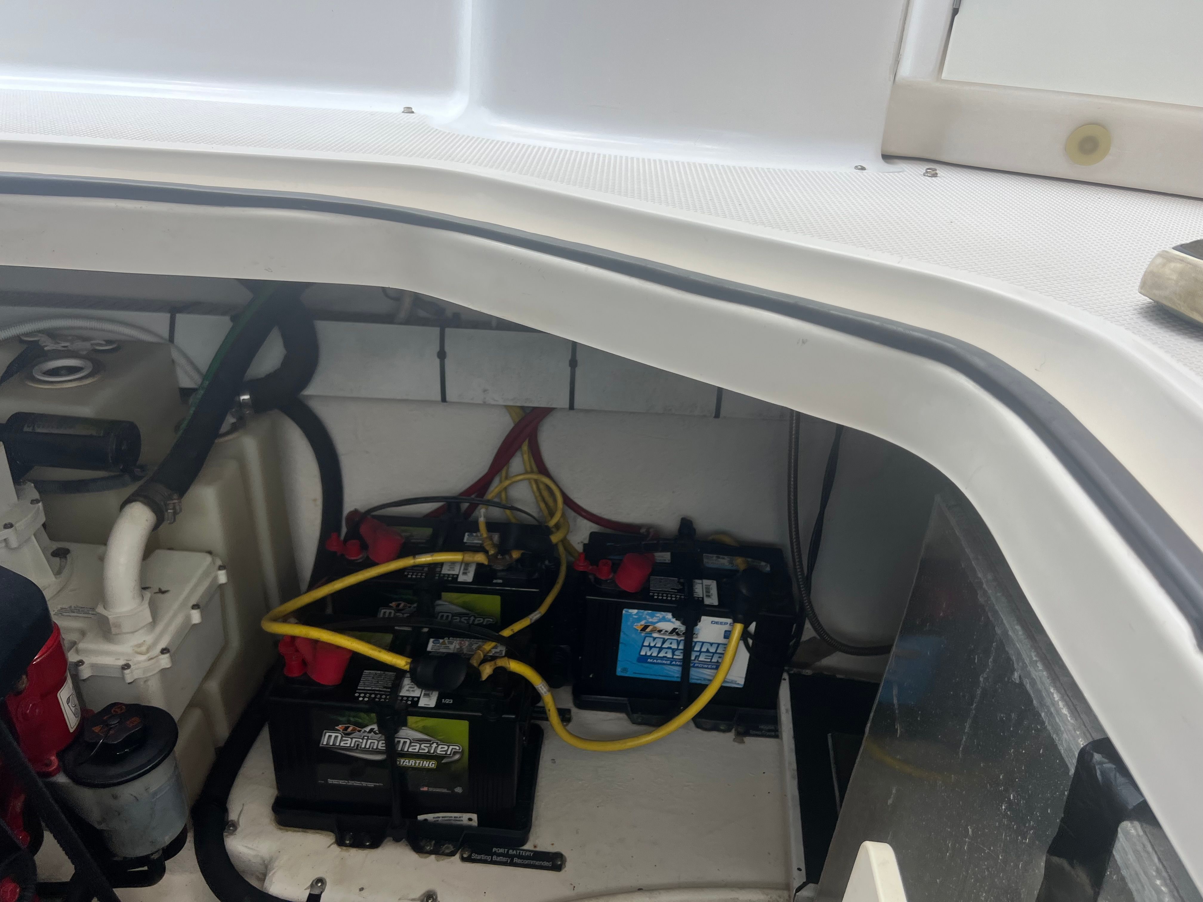 2013 Chaparral 330 Signature - 19