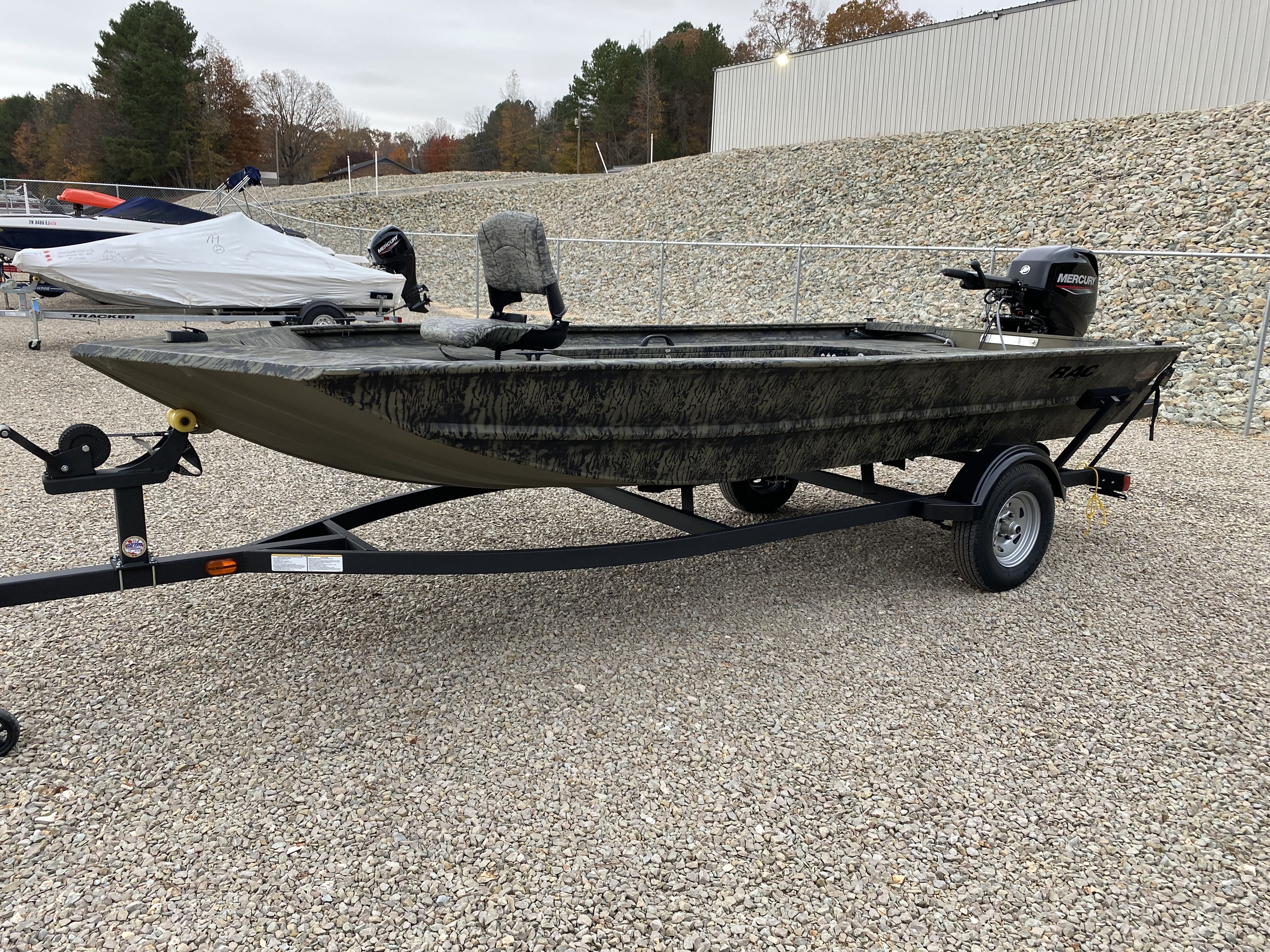 2026 Tracker Grizzly 1654 T Sportsman - 9