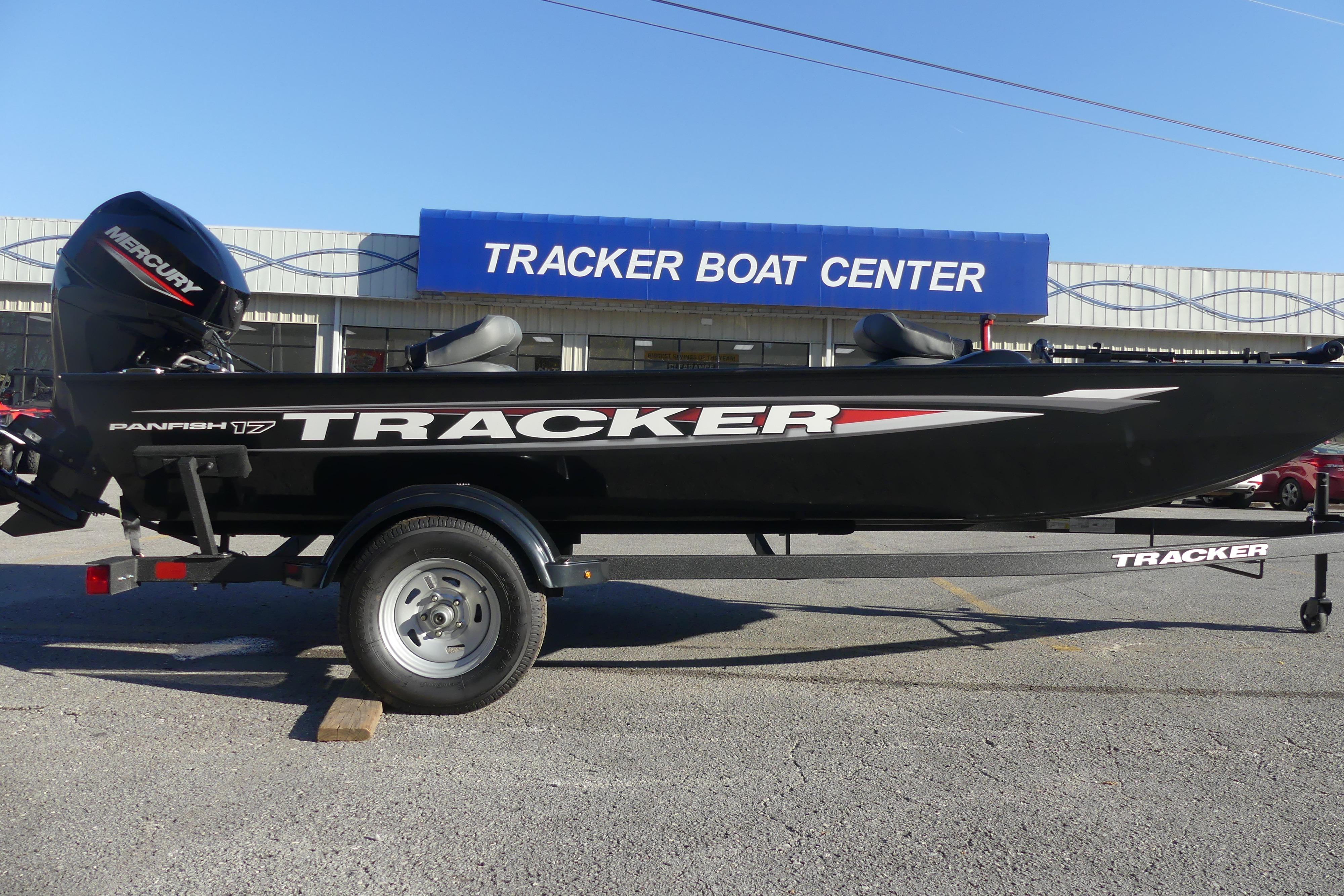 2025 Tracker Panfish 17