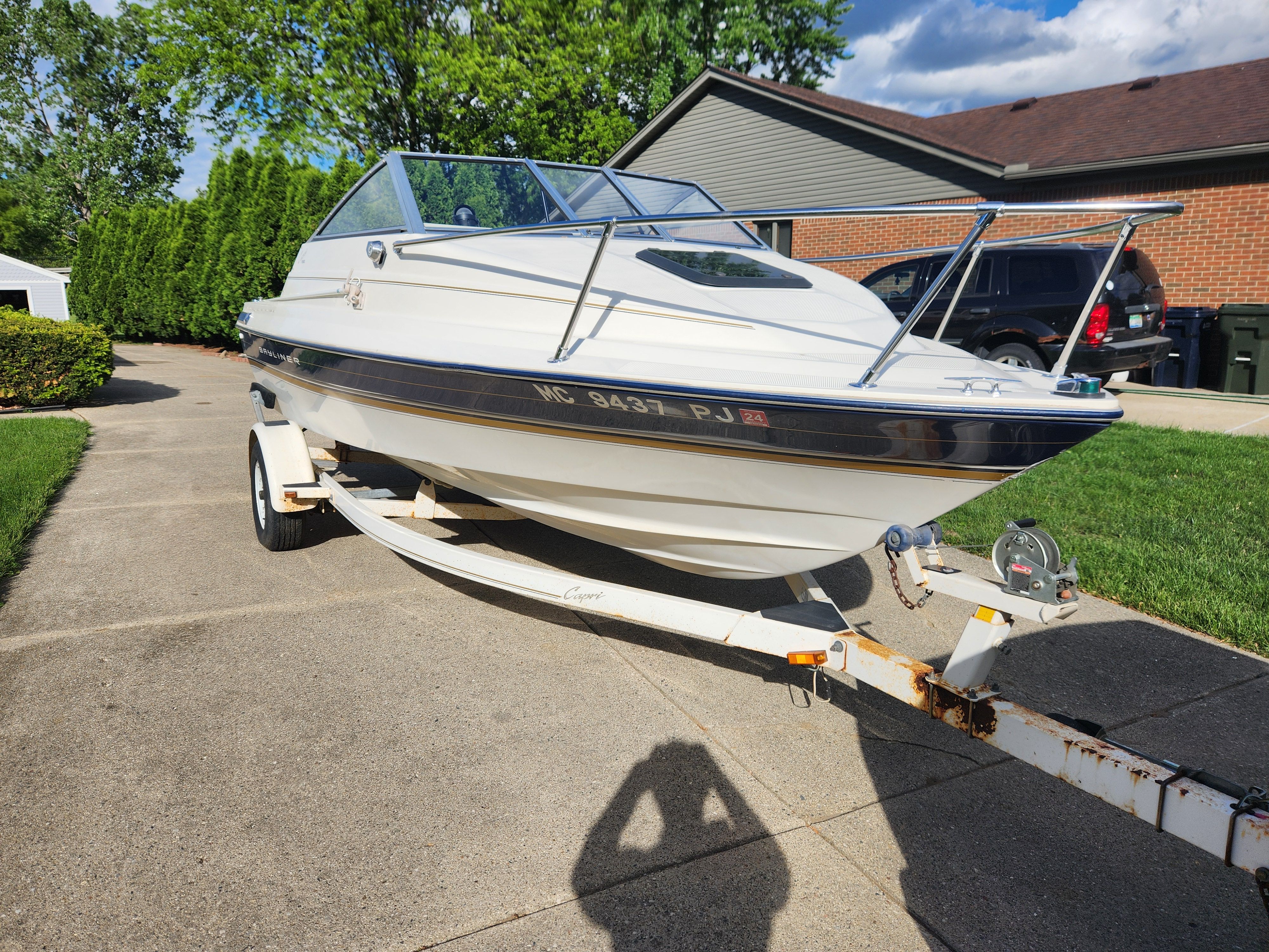 1996 Bayliner 1952 Capri Cuddy - 36