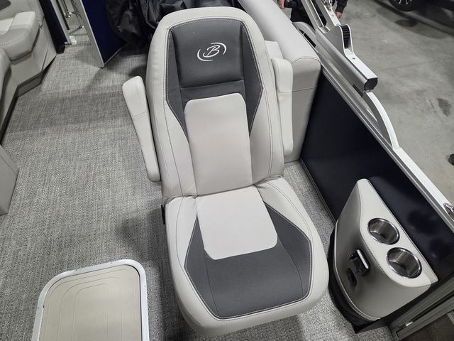 2026 BARLETTA BOATS Aria 24 QC - 12