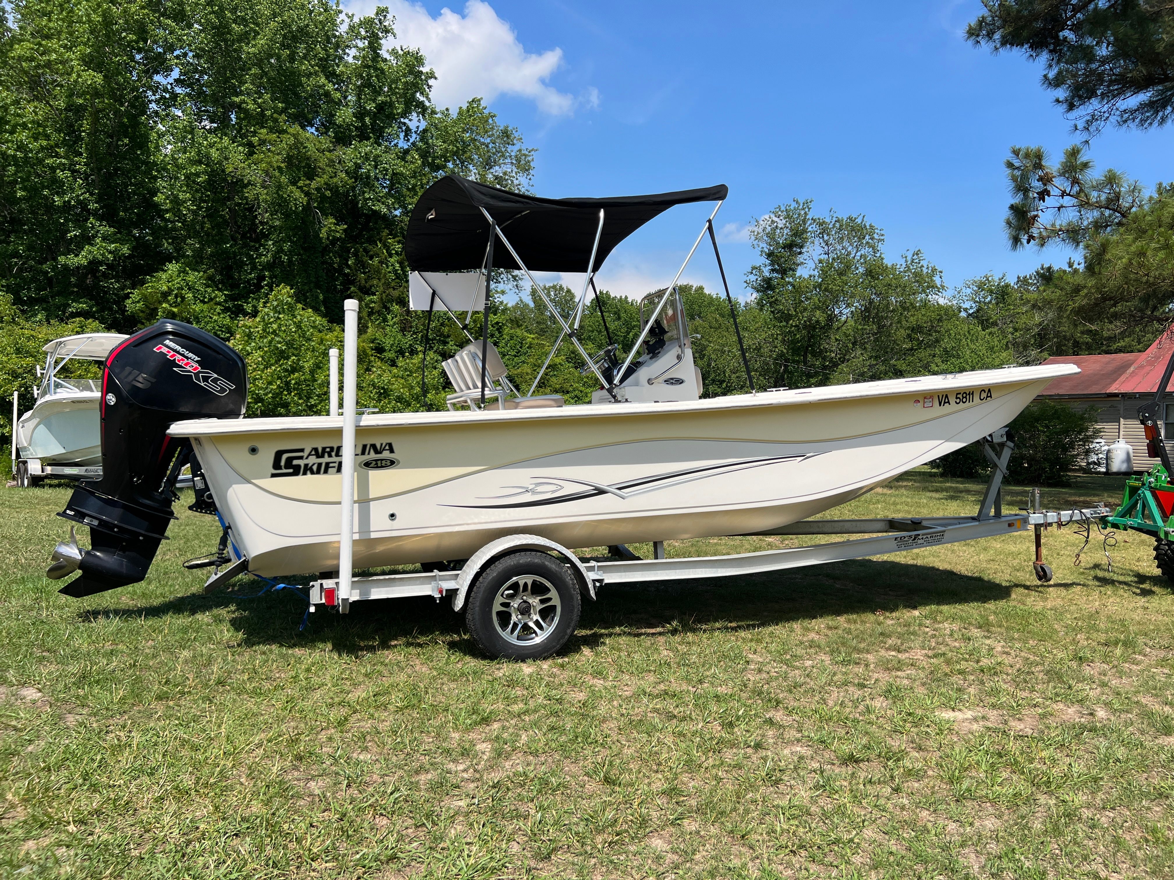 2015 Carolina Skiff 218 DLV