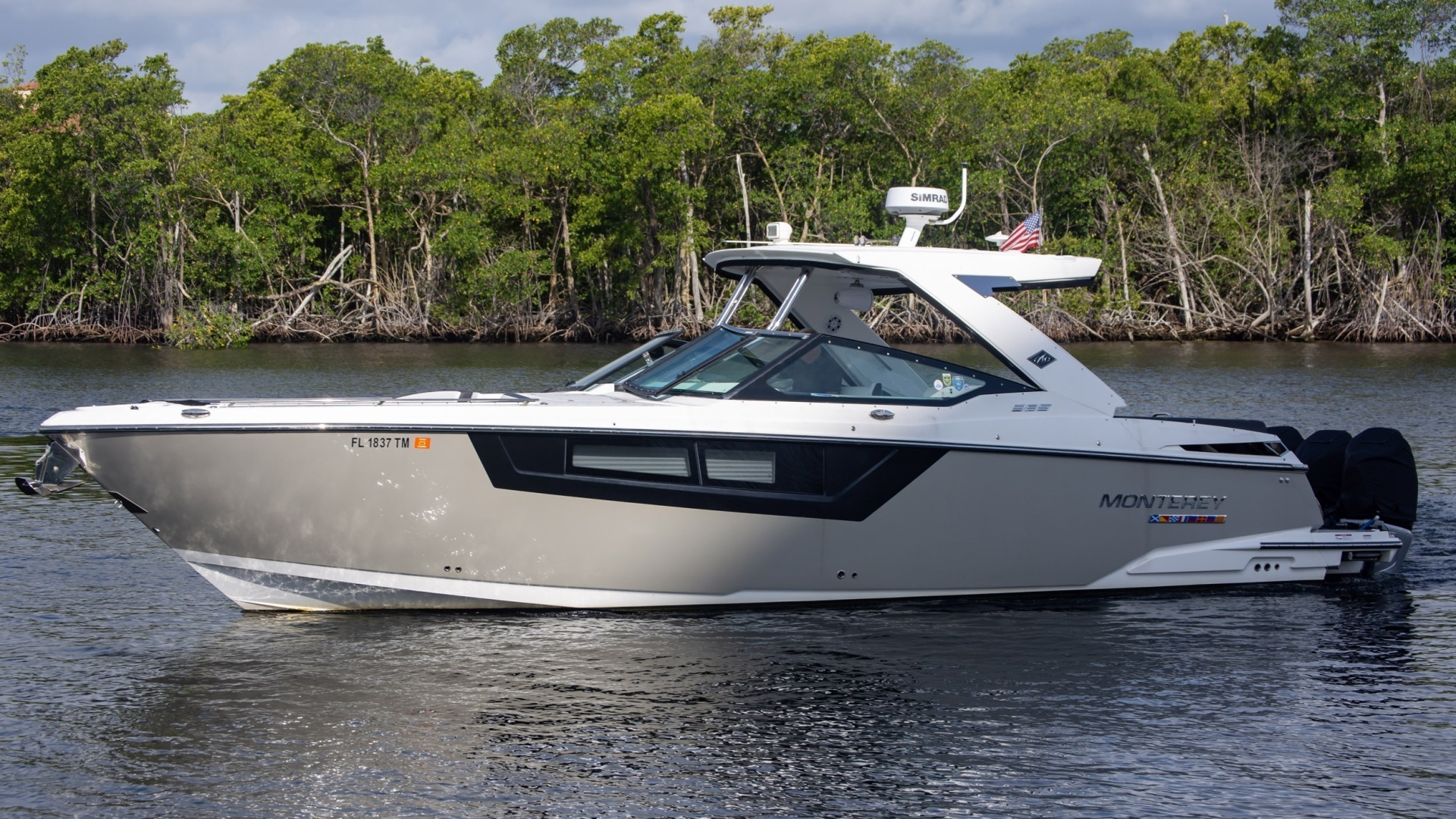 2022 Monterey 385 SS - Image 7