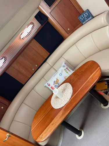2000 Cruisers Yachts 3870 Express - 4