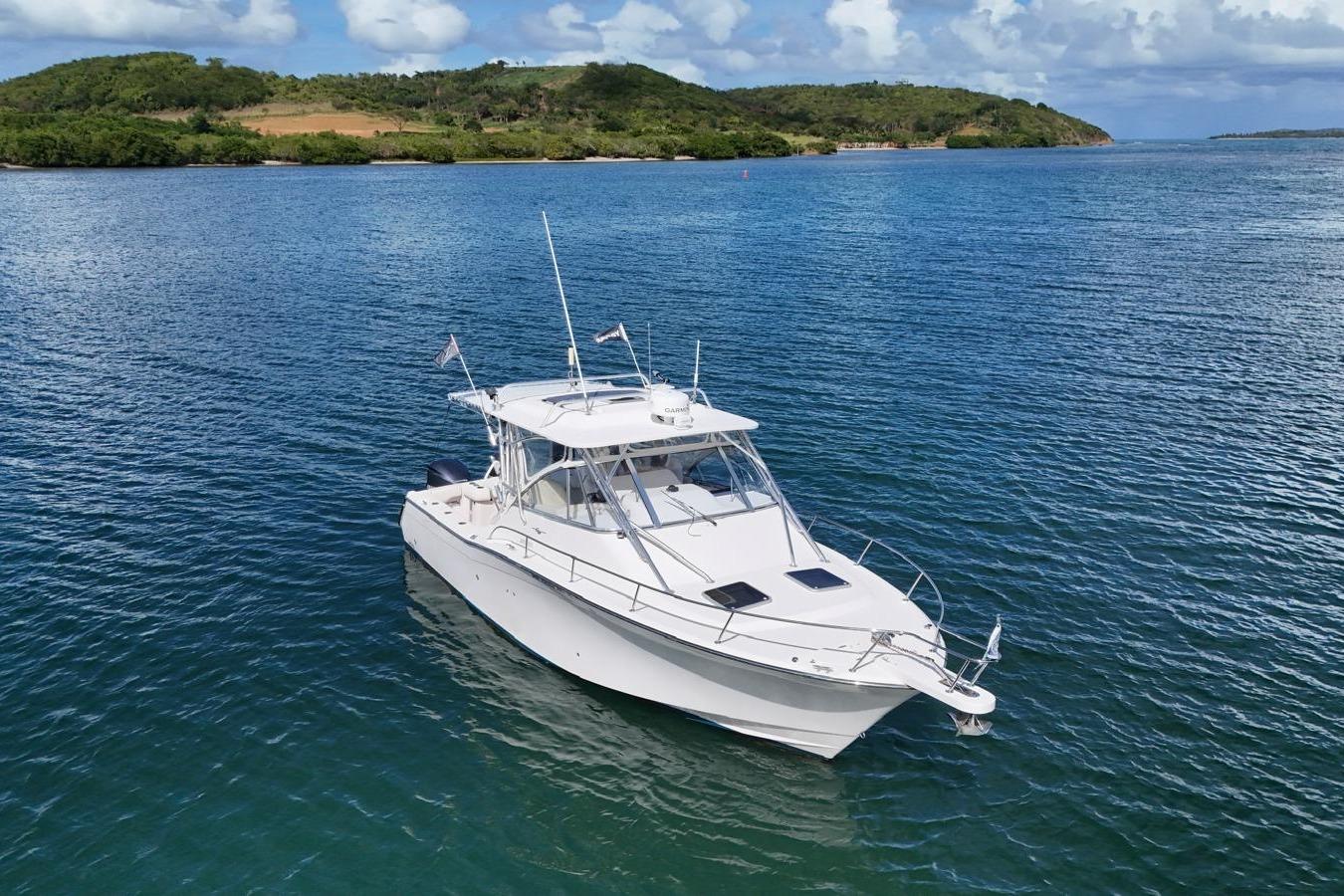 2009 Grady-White Express 330