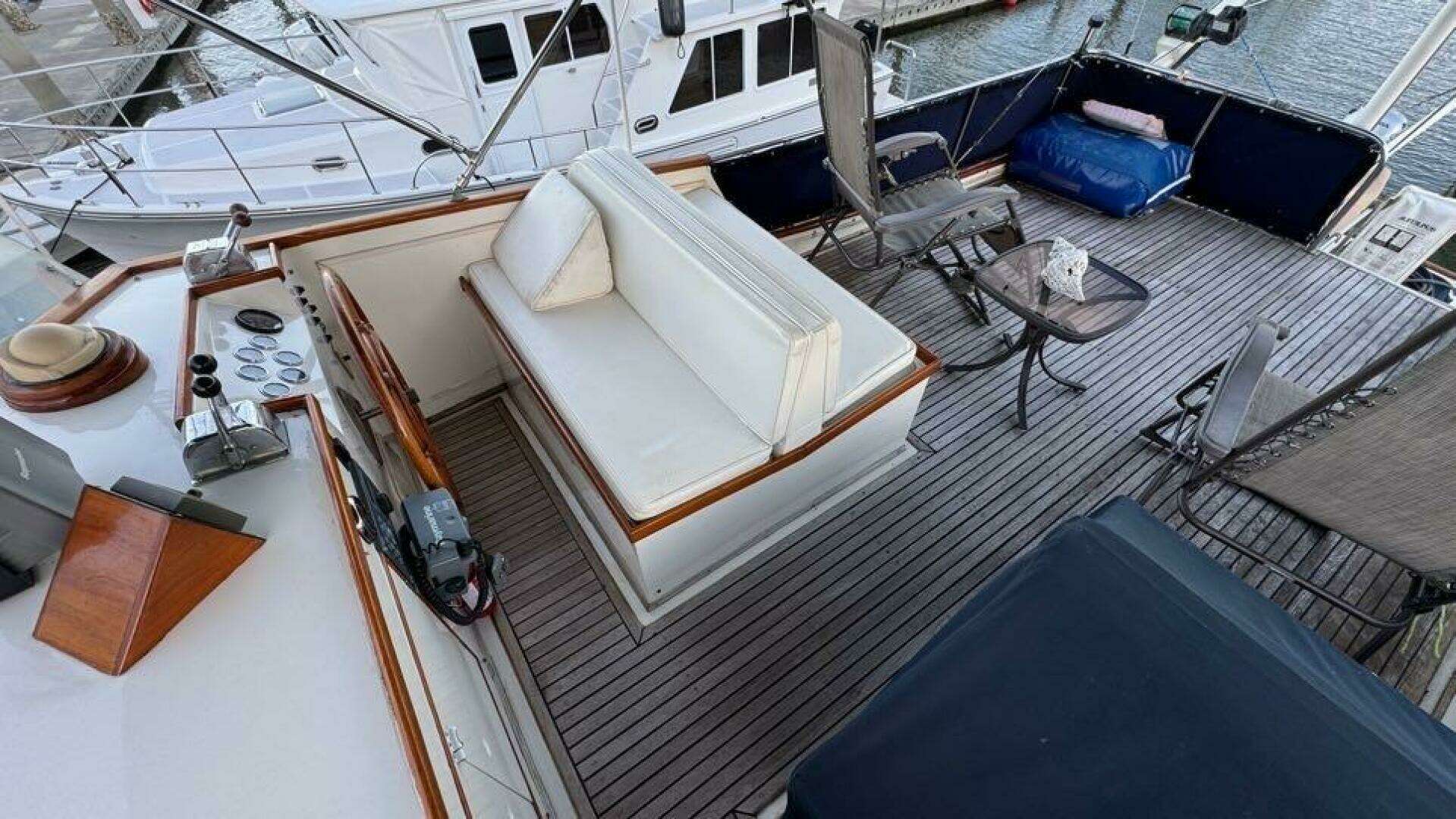 1978 Grand Banks 42 - Image 19