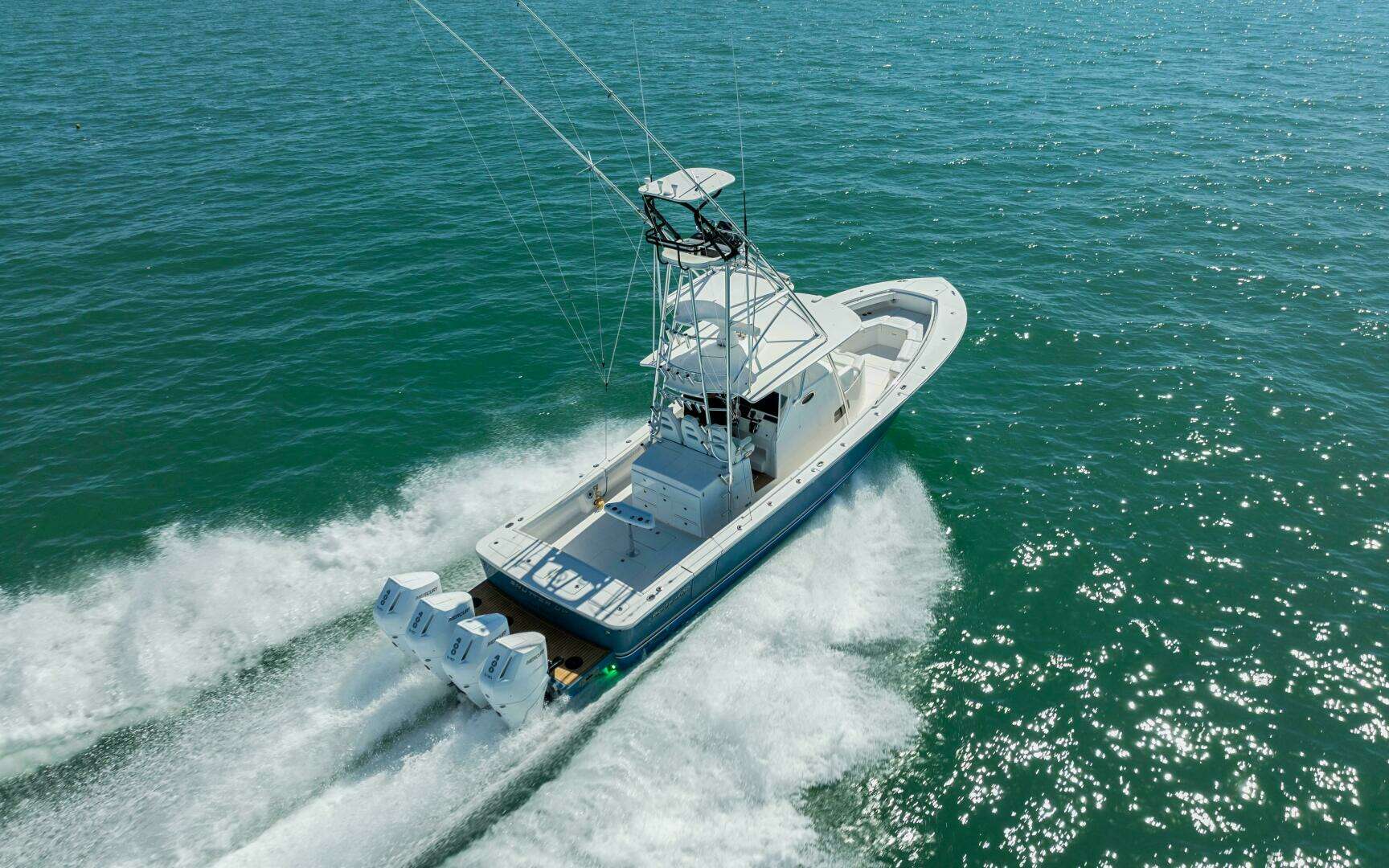 2018 Regulator 41 Center Console - Image 17