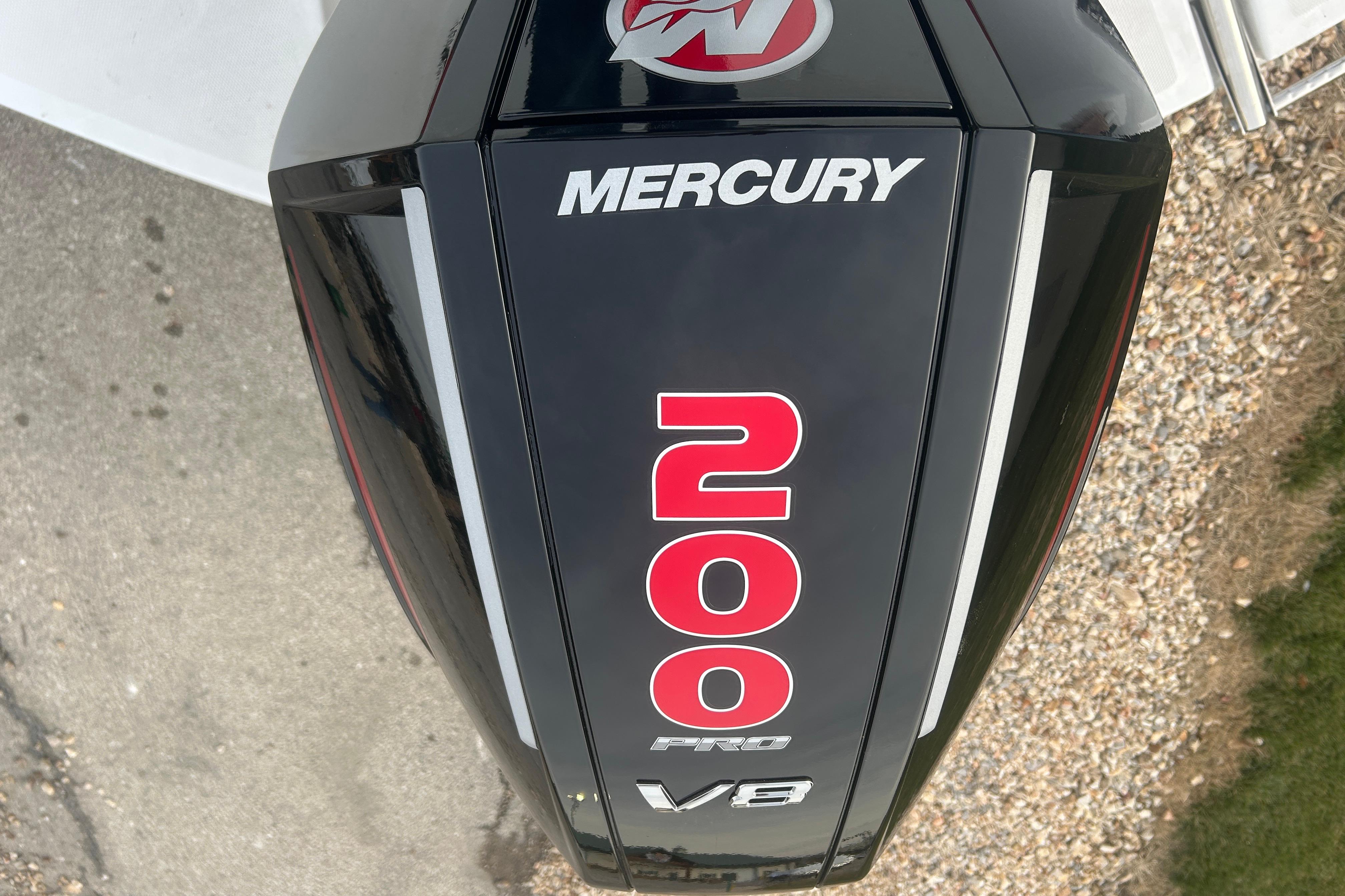 Mercury 200 Pro V8 engine on a 2025 Tahoe T21 boat.