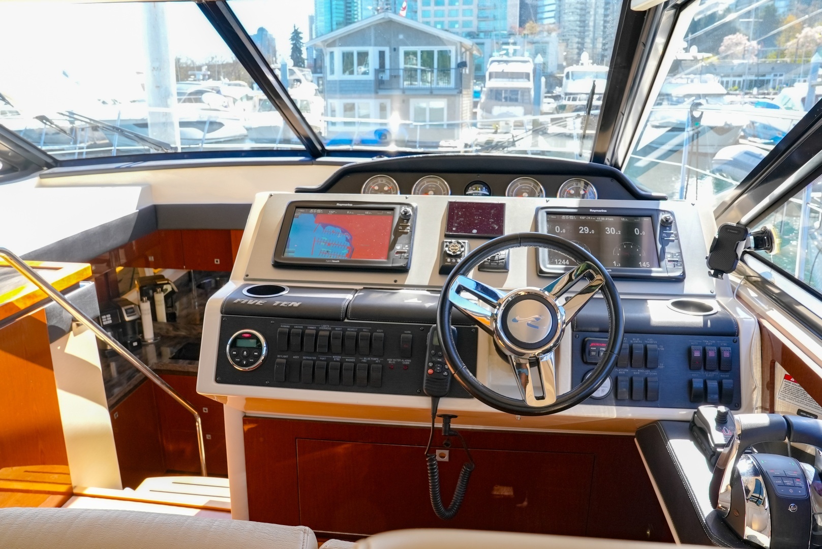 2015 Sea Ray Sundancer 510 - Image 22