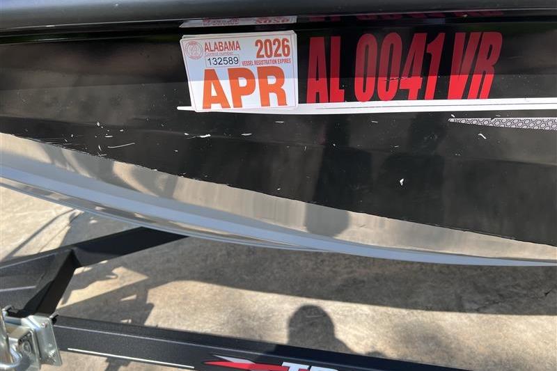 2021 Tracker Pro Team 175 TXW boat with Alabama registration sticker expiring April 2026.