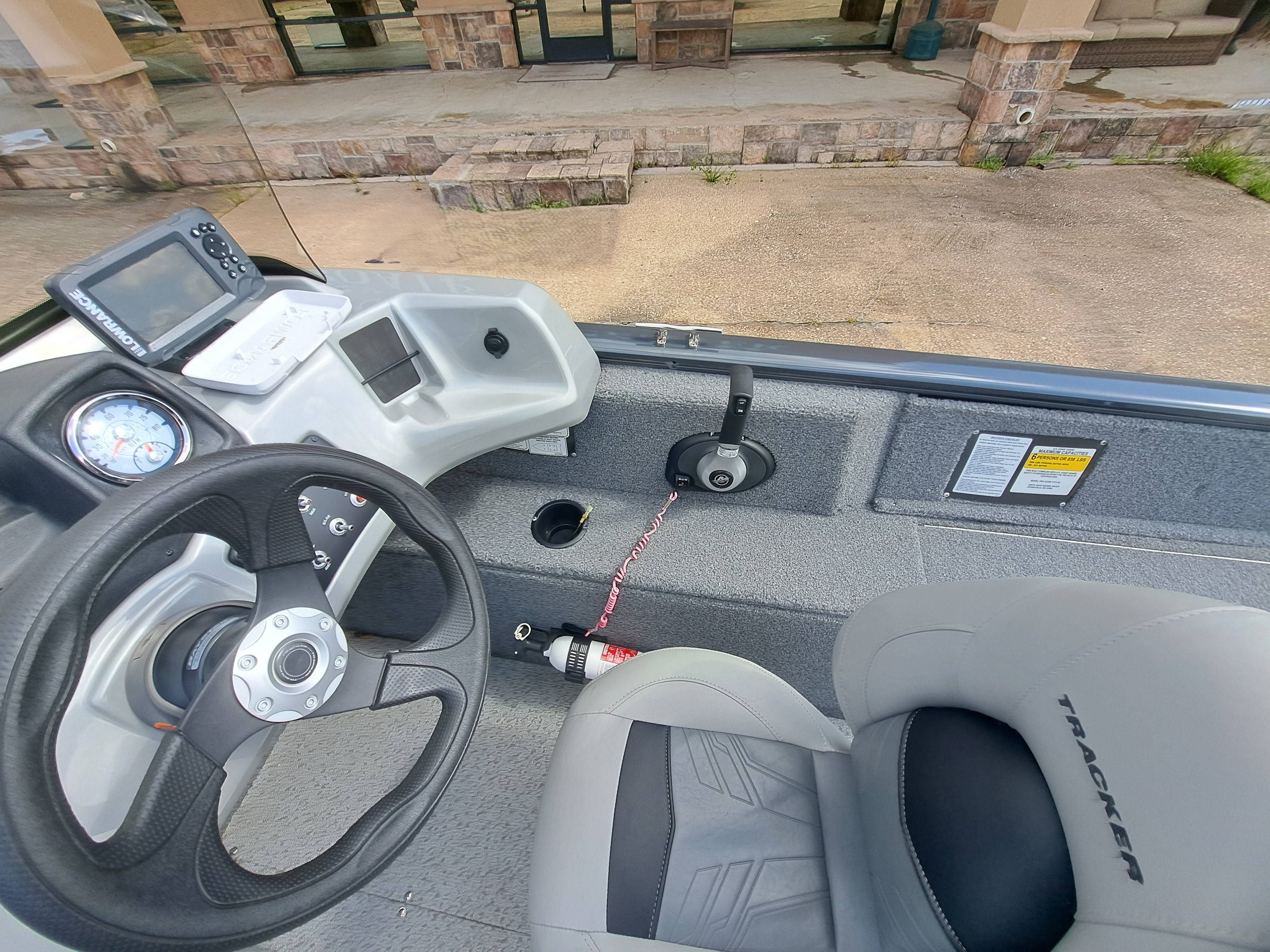 2019 Tracker PRO GUIDE 175 SC - 19