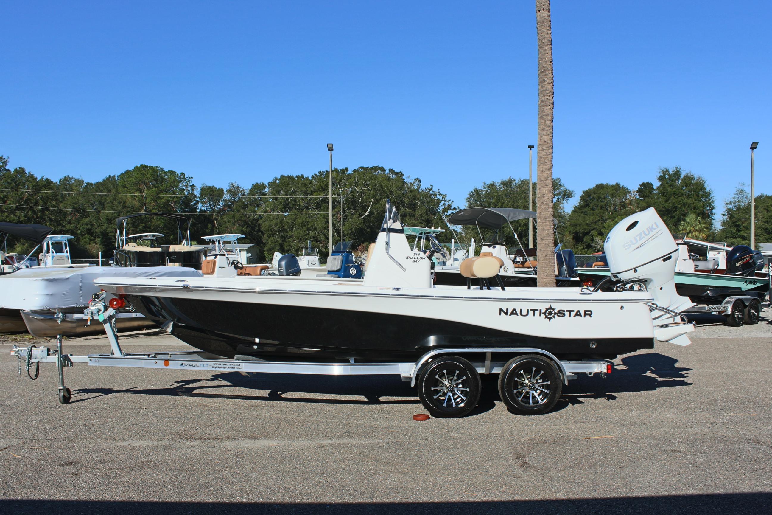 2025 NauticStar 214 Shallow Bay
