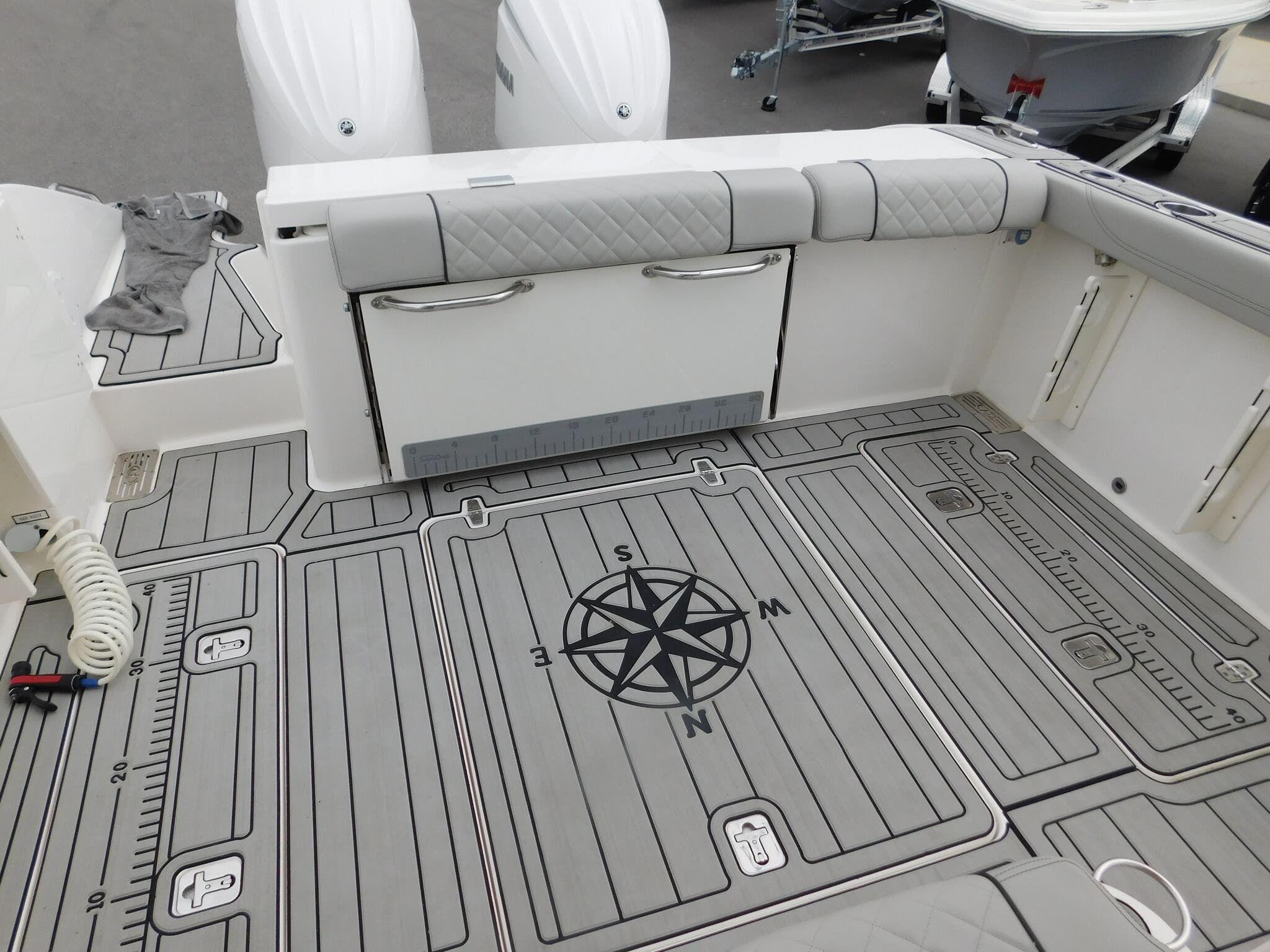 2023 Pursuit OS 325 Offshore - 10