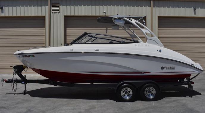 2019 Yamaha Boats AR240 - 5