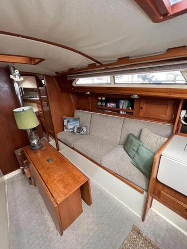 1979 Ranger Yachts Ranger 30 - 18
