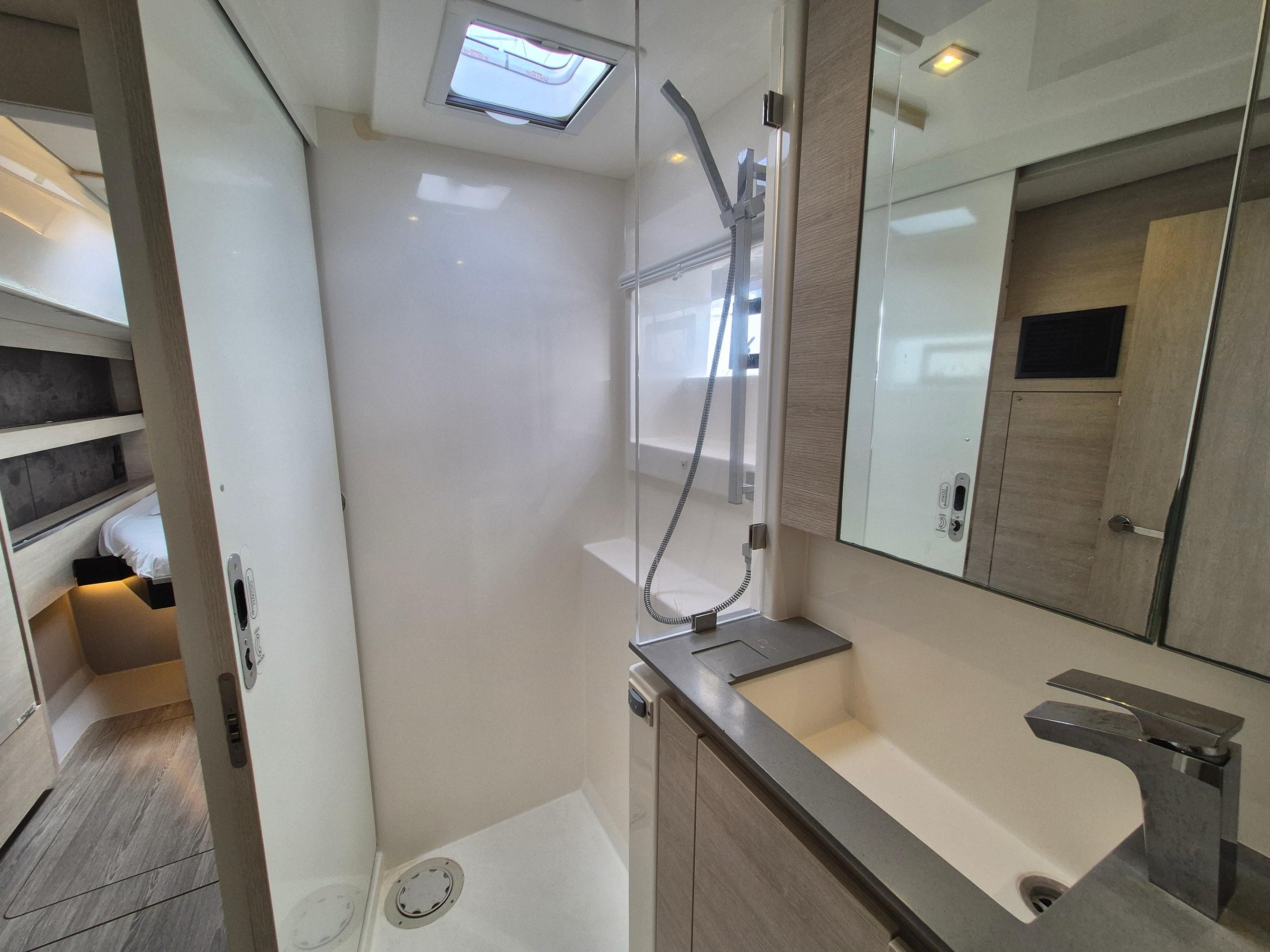 Interior view of shower on a 2021 Leopard 50 yacht.