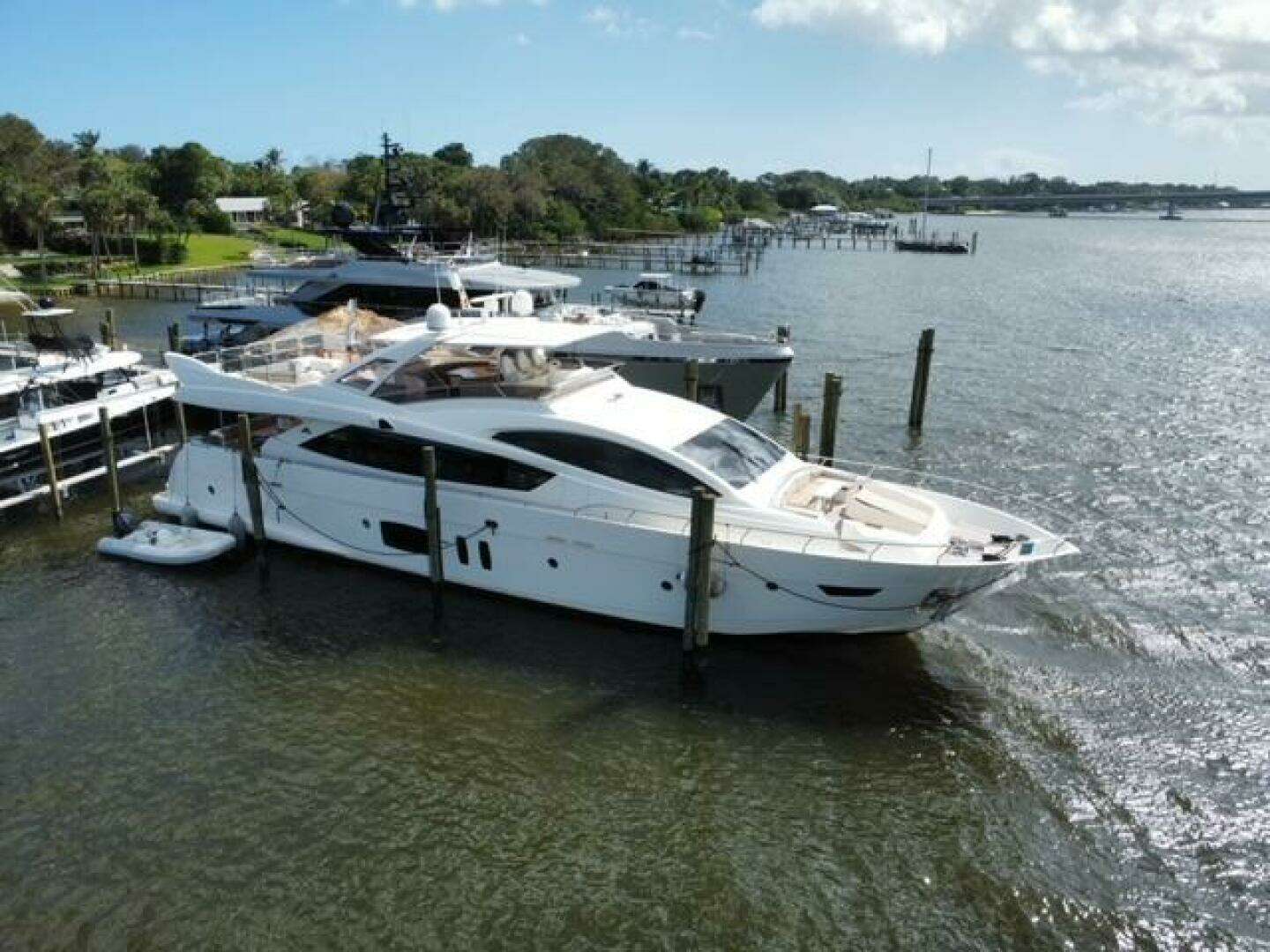 2009 Astondoa 95 GLX - Image 10