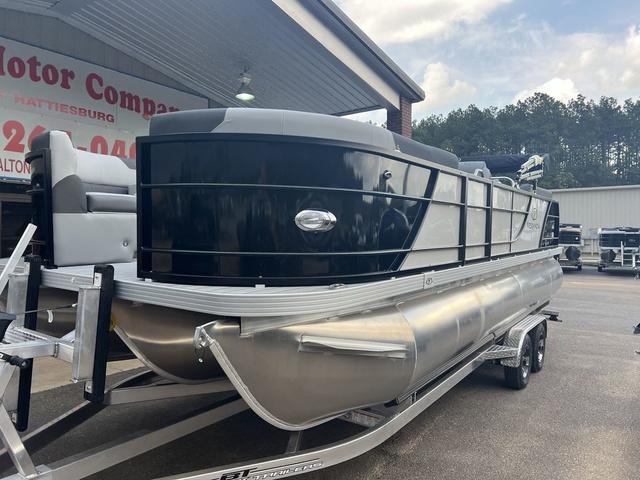 2025 Veranda VR22RC Deluxe Tri-Toon - 2
