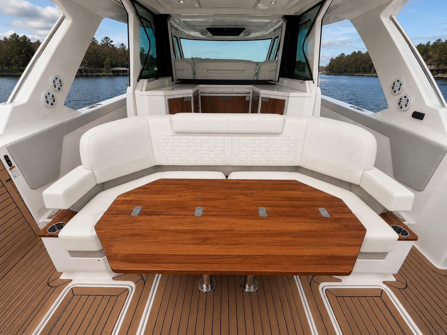 2023 Tiara Yachts 48 LS - Image 7